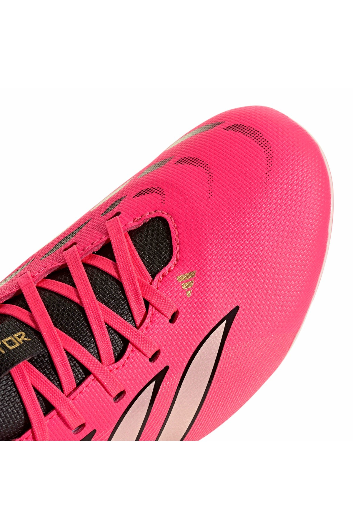 adidas Çocuk Krampon PREDATOR CLUB FG/MG J HP9977