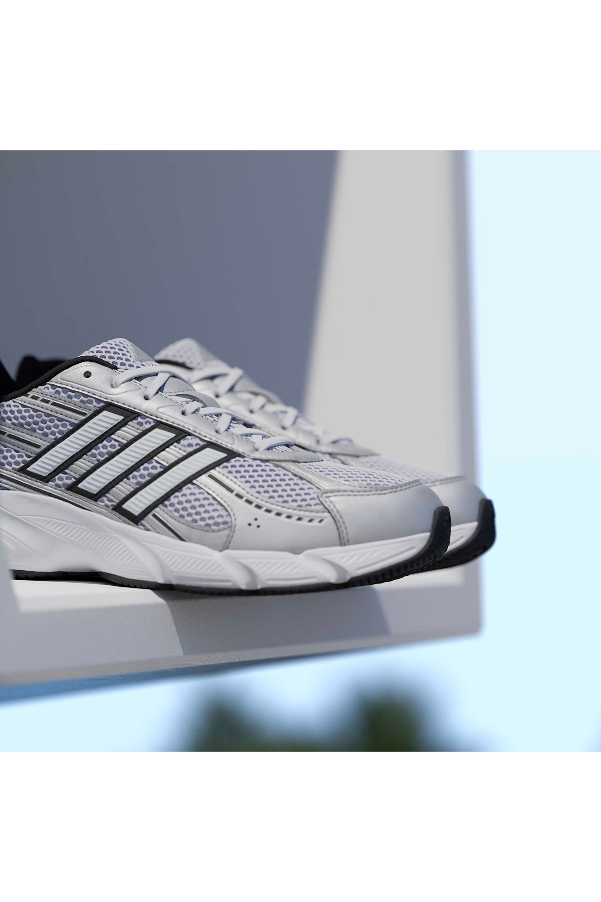 adidas Erkek  Beyaz  Koşu Ayakkabısı TECHNOCHAOS 2000 HQ7282