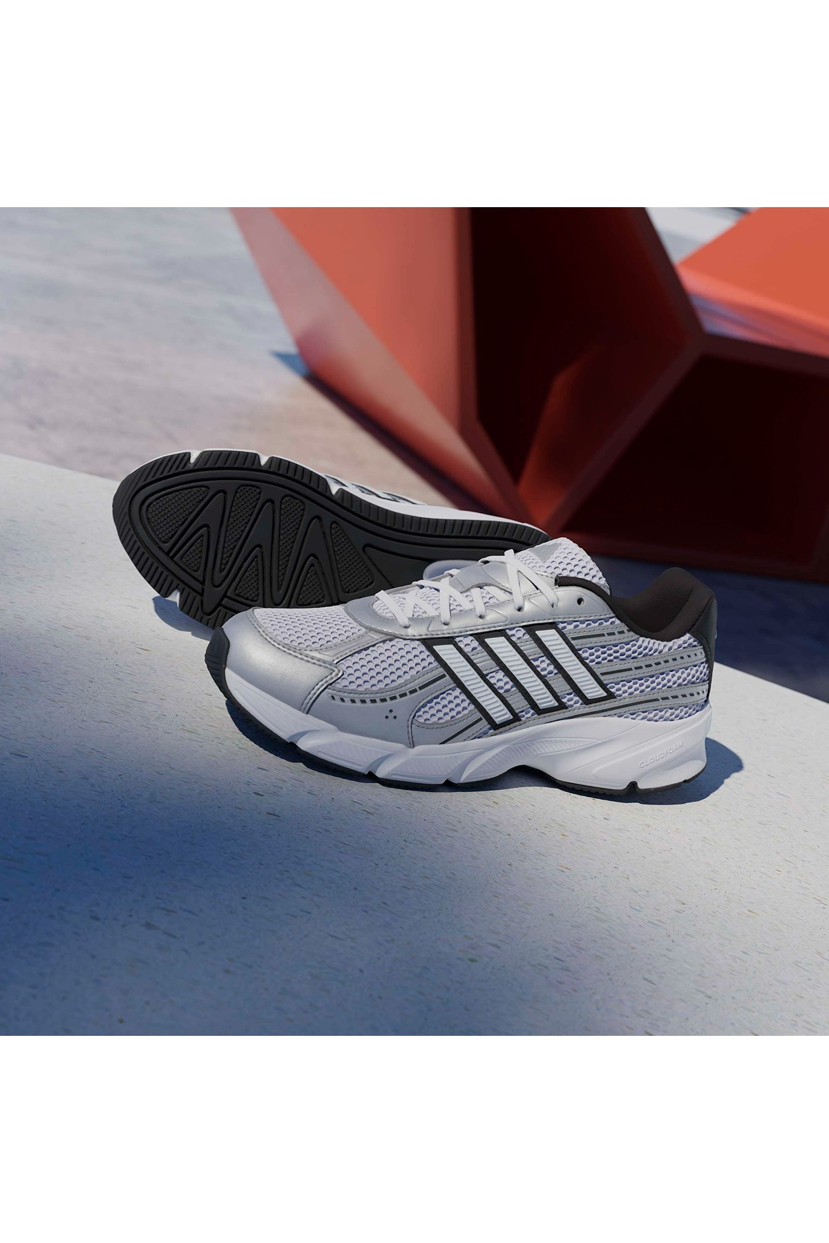 adidas Erkek  Beyaz  Koşu Ayakkabısı TECHNOCHAOS 2000 HQ7282