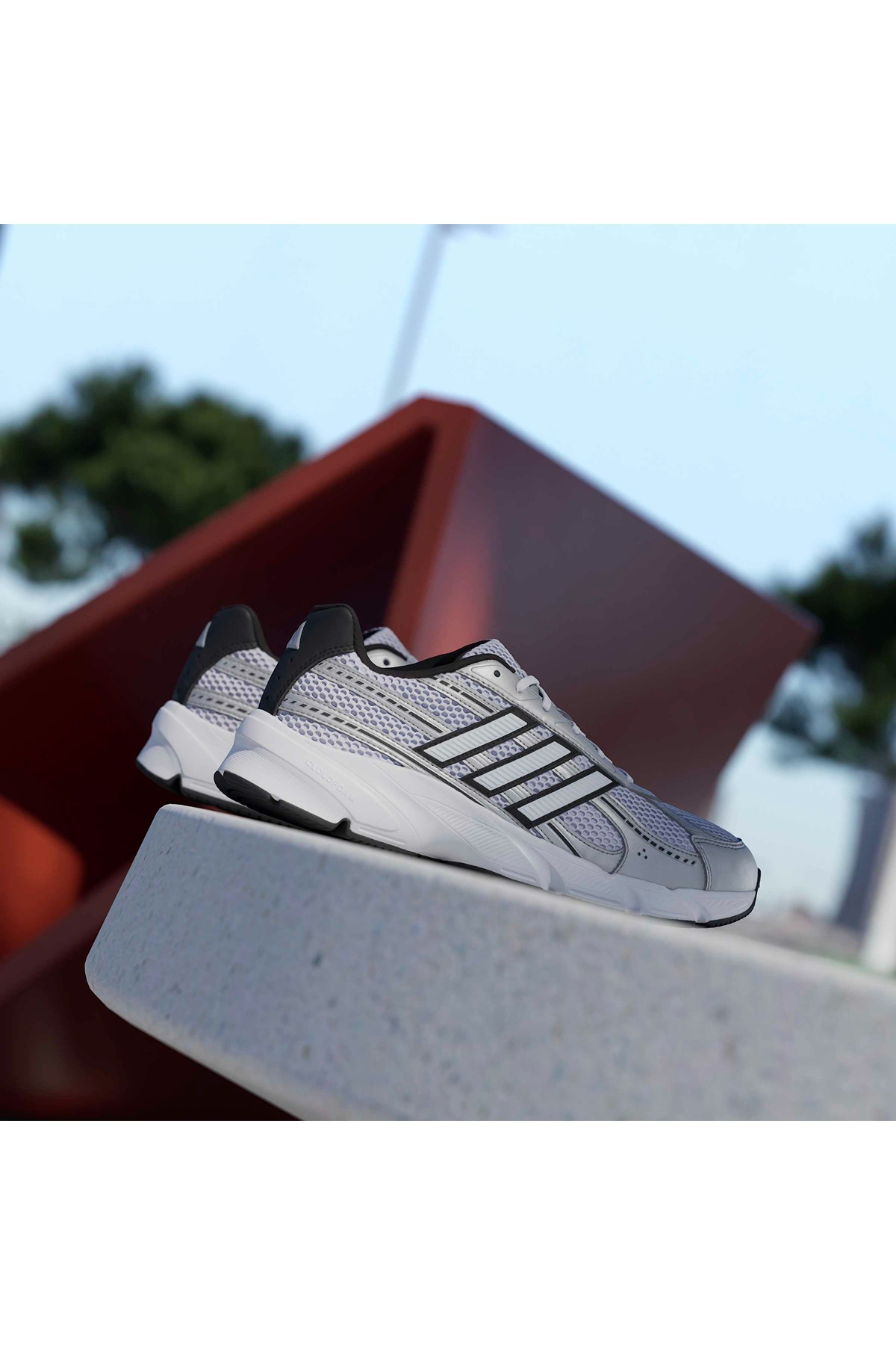 adidas Erkek  Beyaz  Koşu Ayakkabısı TECHNOCHAOS 2000 HQ7282