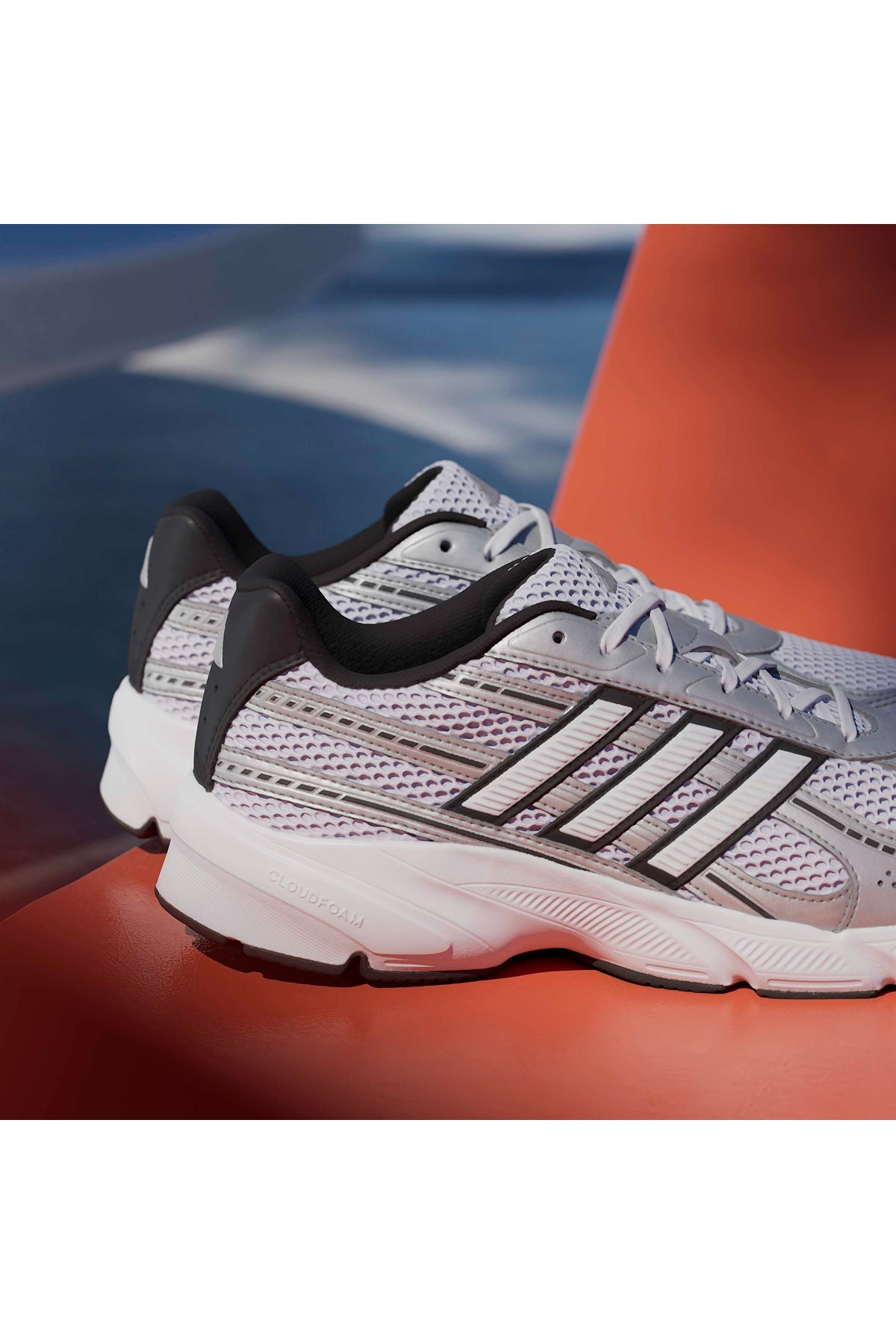 adidas Erkek  Beyaz  Koşu Ayakkabısı TECHNOCHAOS 2000 HQ7282