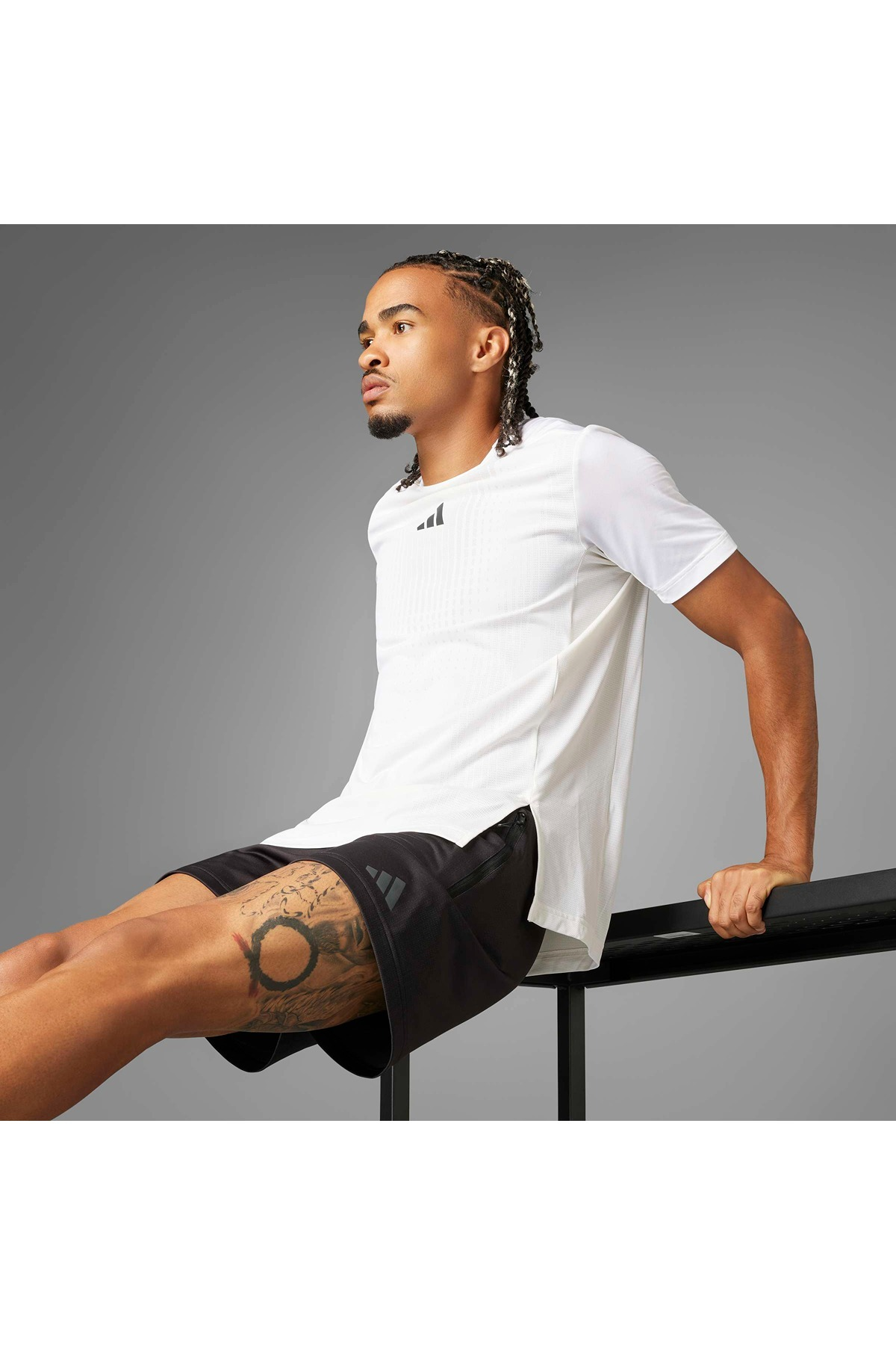 adidas Erkek  Beyaz  T-shirt AIRCHILL TEE JE5747
