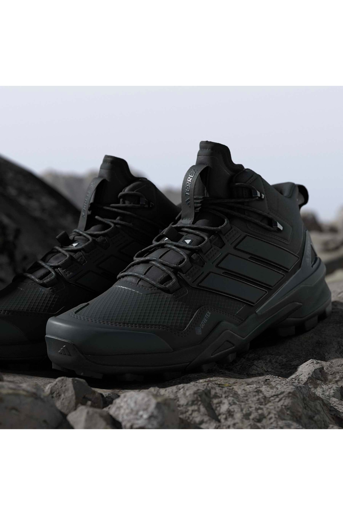 adidas Erkek Bot TERREX SKYCHASER MID GTX IH1091