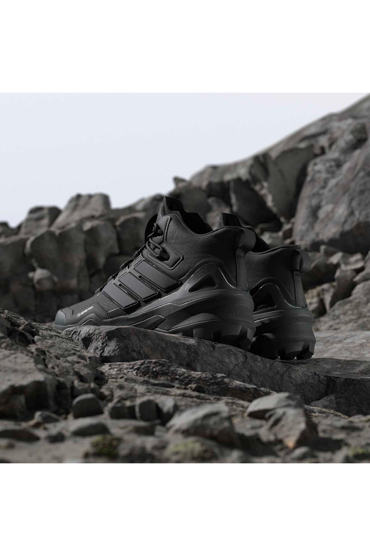 adidas Erkek Bot TERREX SKYCHASER MID GTX IH1091