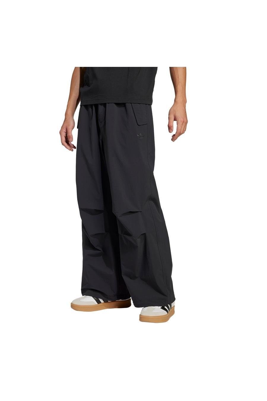 adidas-erkek-esofman-alti-p-ess-parach-33f3bb.jpg