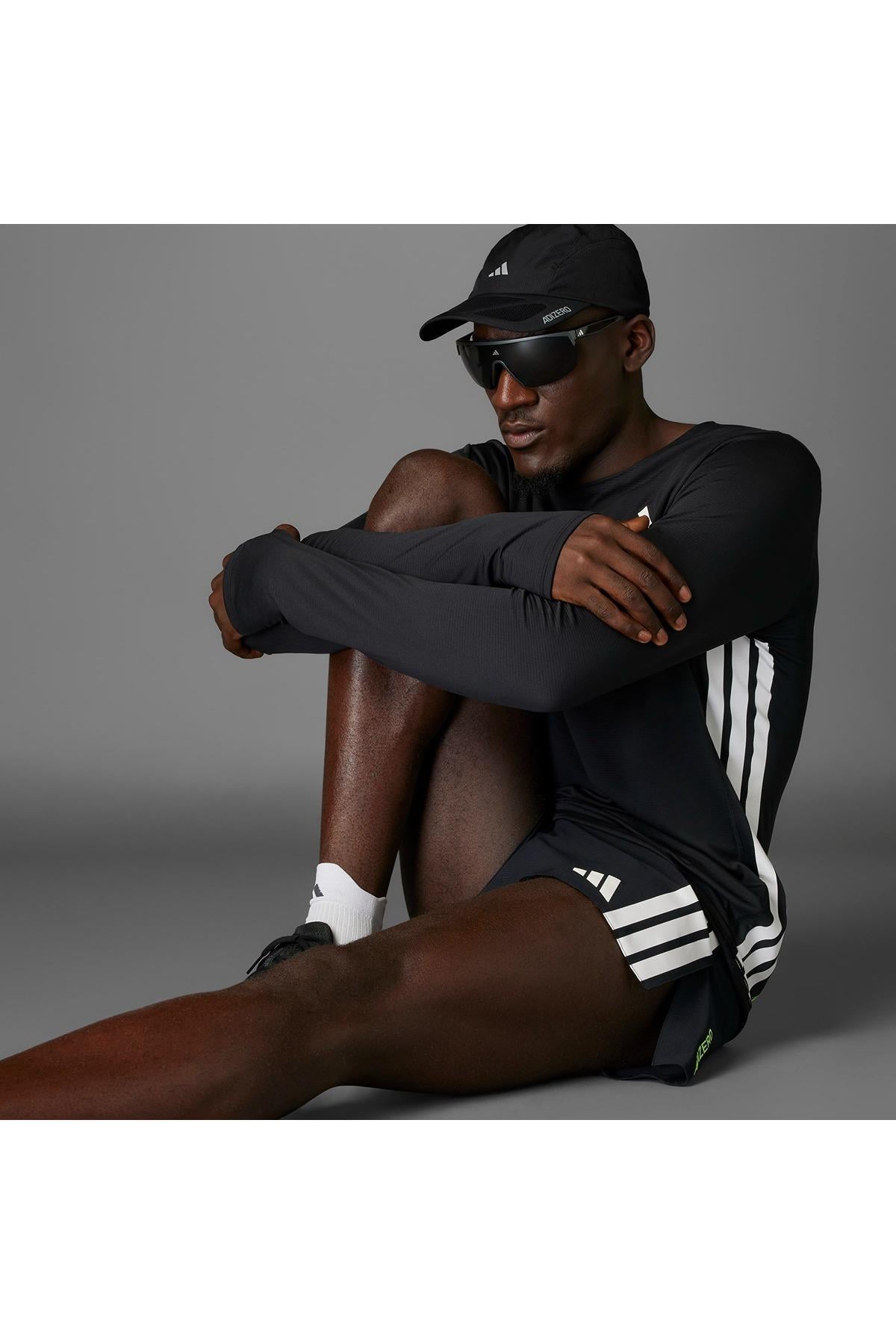 adidas Erkek   Şort ADIZERO GEL M JM3650