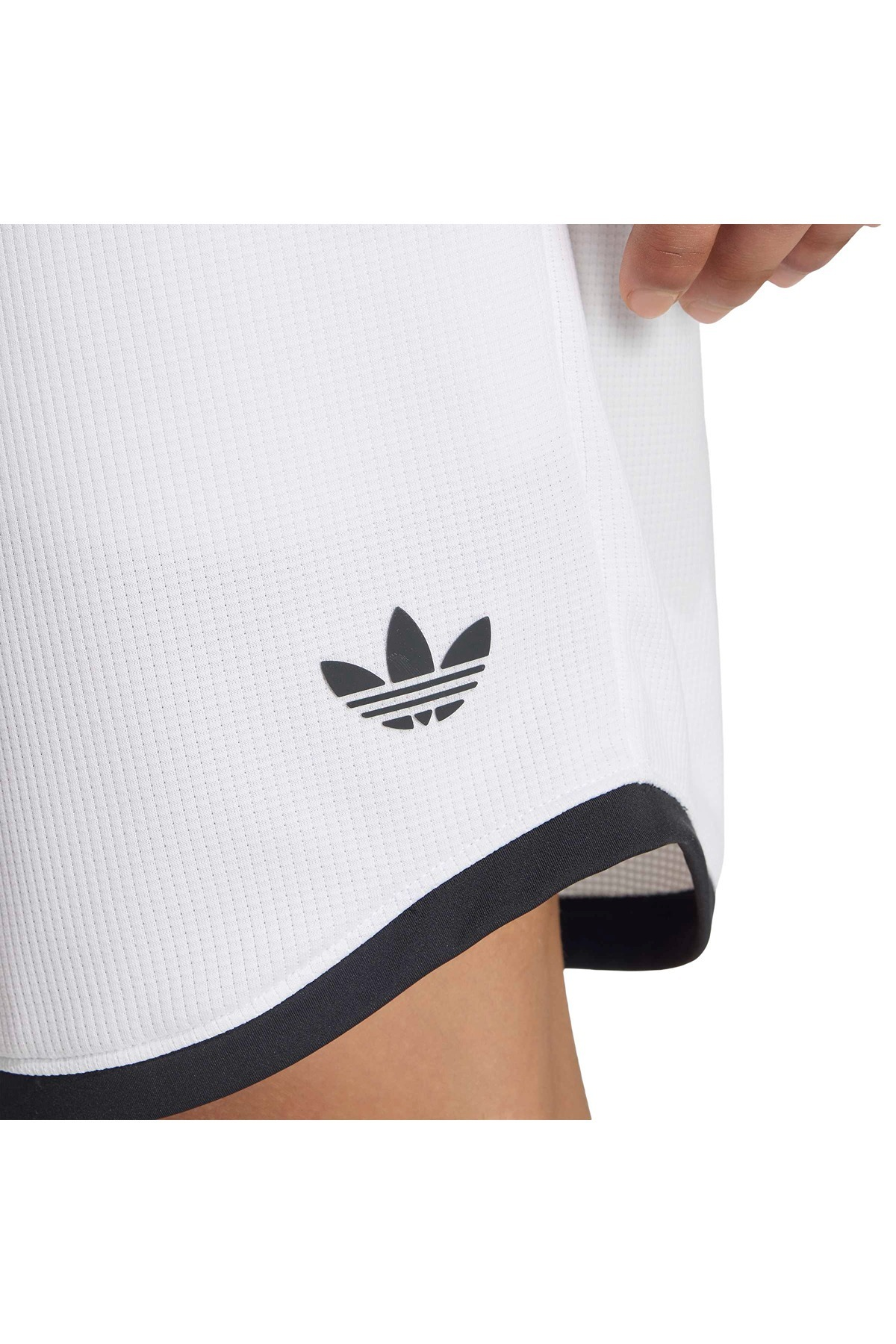 adidas Erkek Şort CLASSICS SHORT KY8879