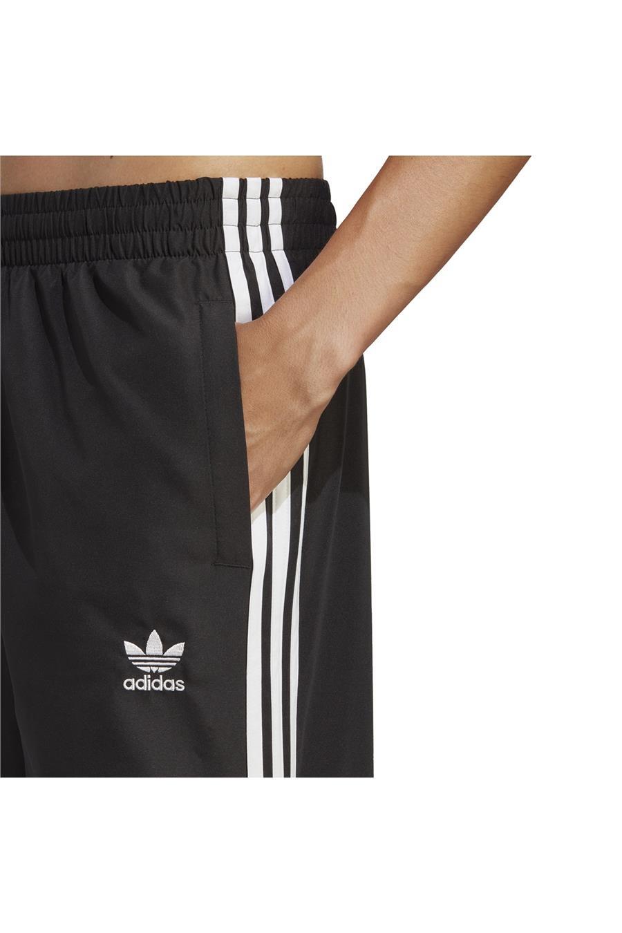 adidas-erkek-sort-ht4406-798944.jpg