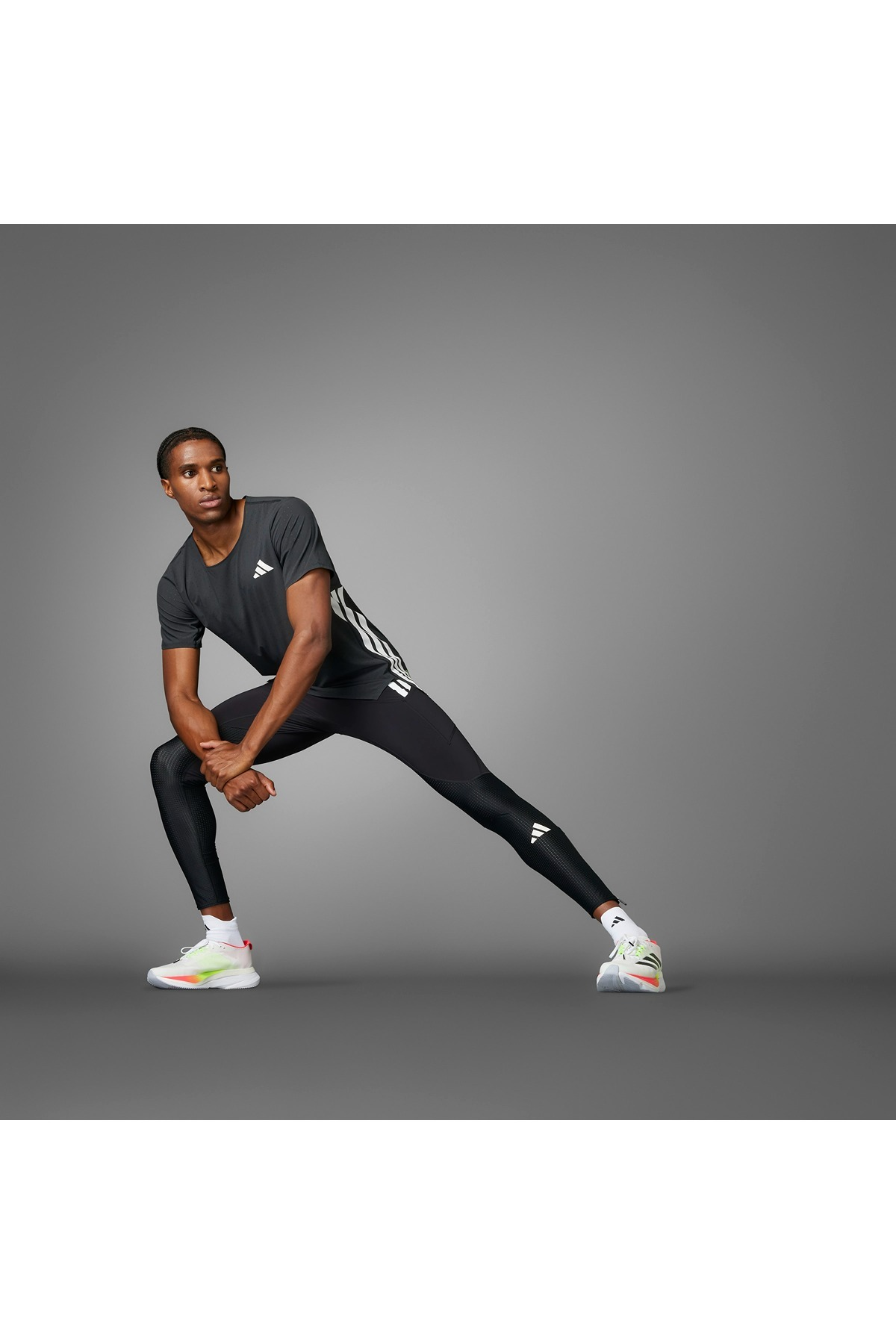 adidas Erkek T-shirt ADIZERO TEE M JF3473