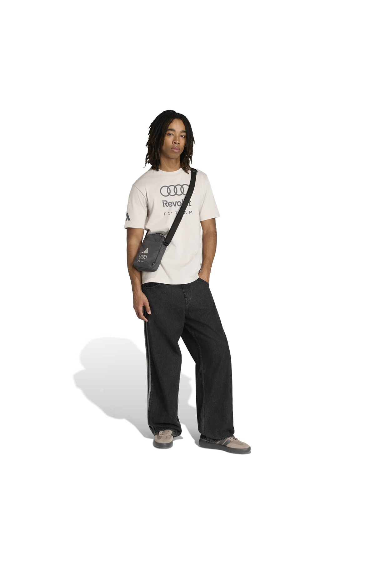adidas Erkek T-shirt AU DNA GFTEE M KE6123