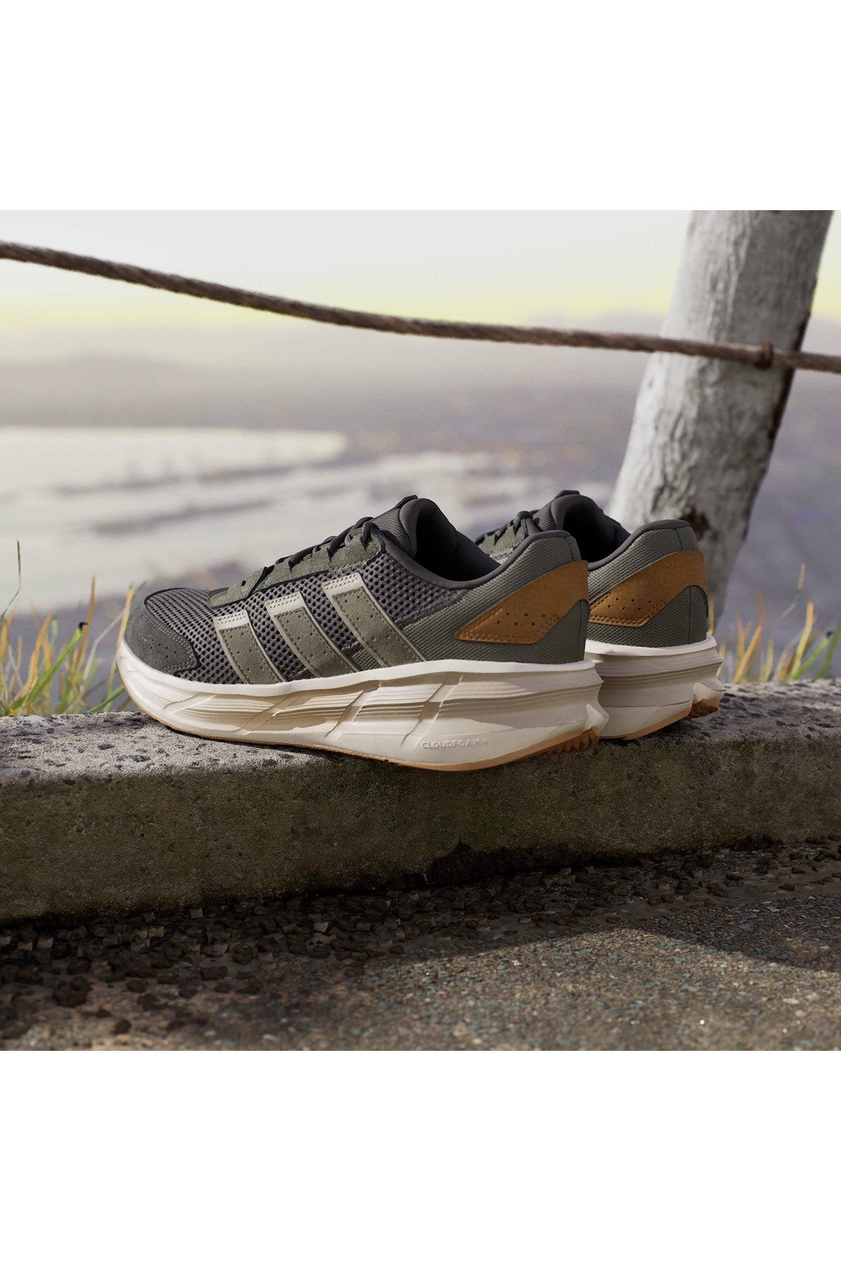 adidas Erkek Yeşil  Koşu Ayakkabısı ASTRASTAR JP5940