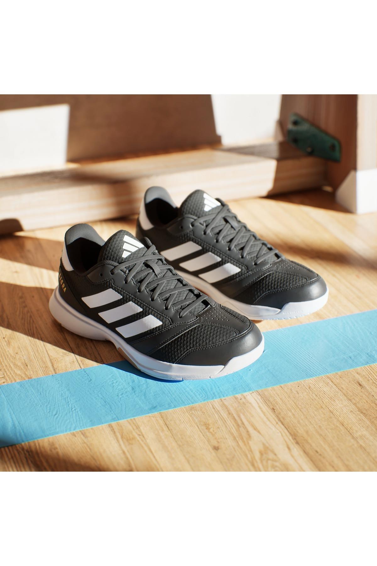 adidas Erkek   Yürüyüş Ayakkabısı Ligra 8 M IH0526