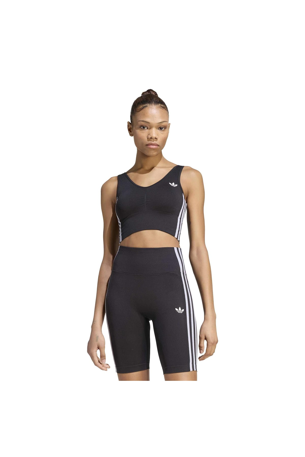 adidas Kadın Büstiyer ESSENTIALS 3 STRIPES SEAMLESS BRALETTE KZ4109