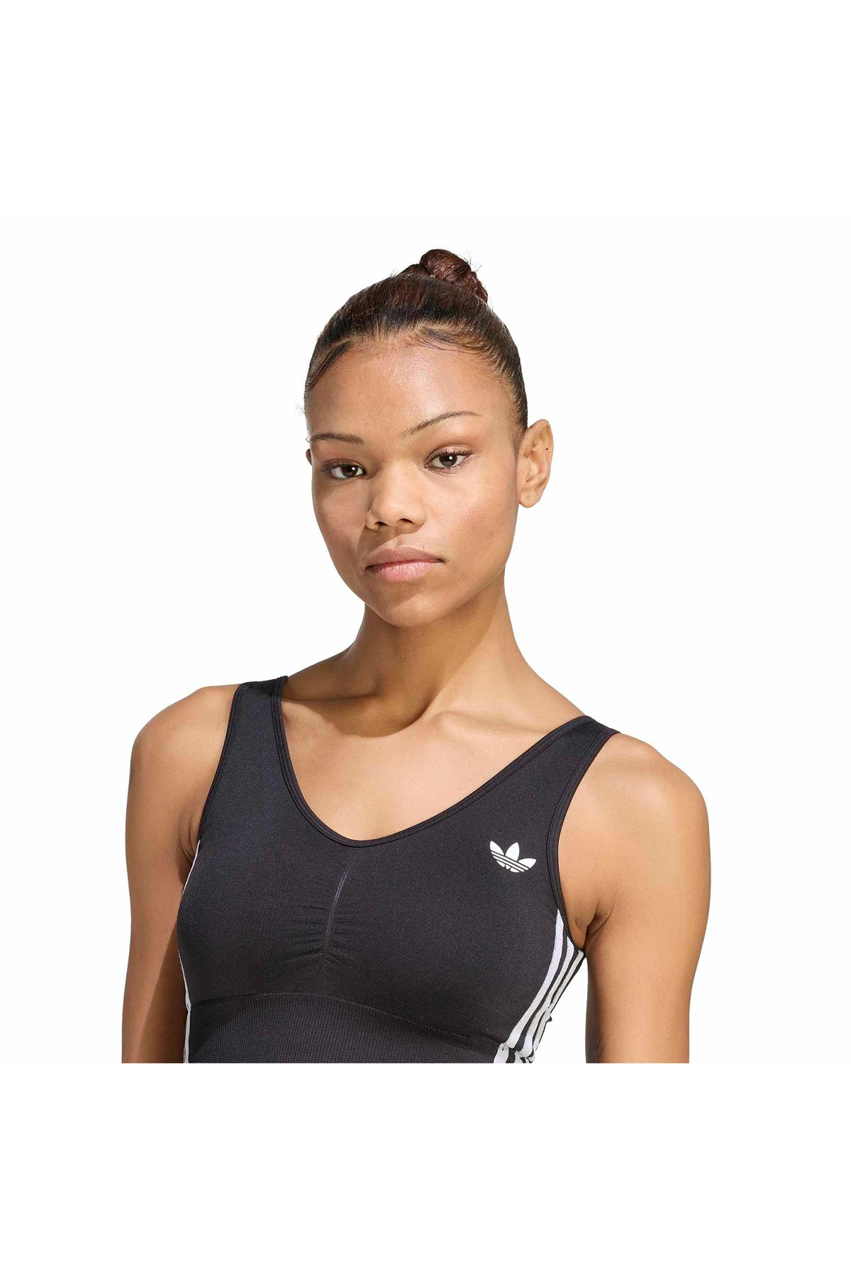 adidas Kadın Büstiyer ESSENTIALS 3 STRIPES SEAMLESS BRALETTE KZ4109