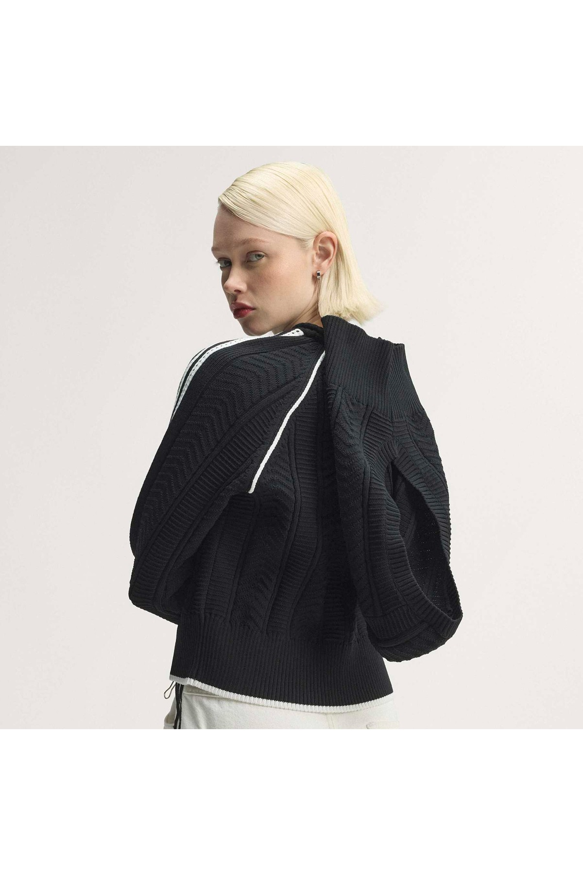 adidas Kadın Ceket SST TT KR9624