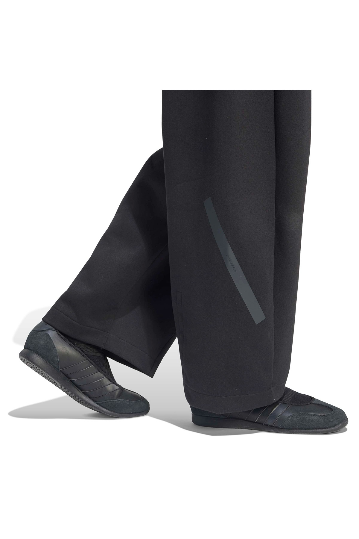 adidas Kadın Eşofman Altı ADIDAS Z.N.E. WIDE PANT KH0483