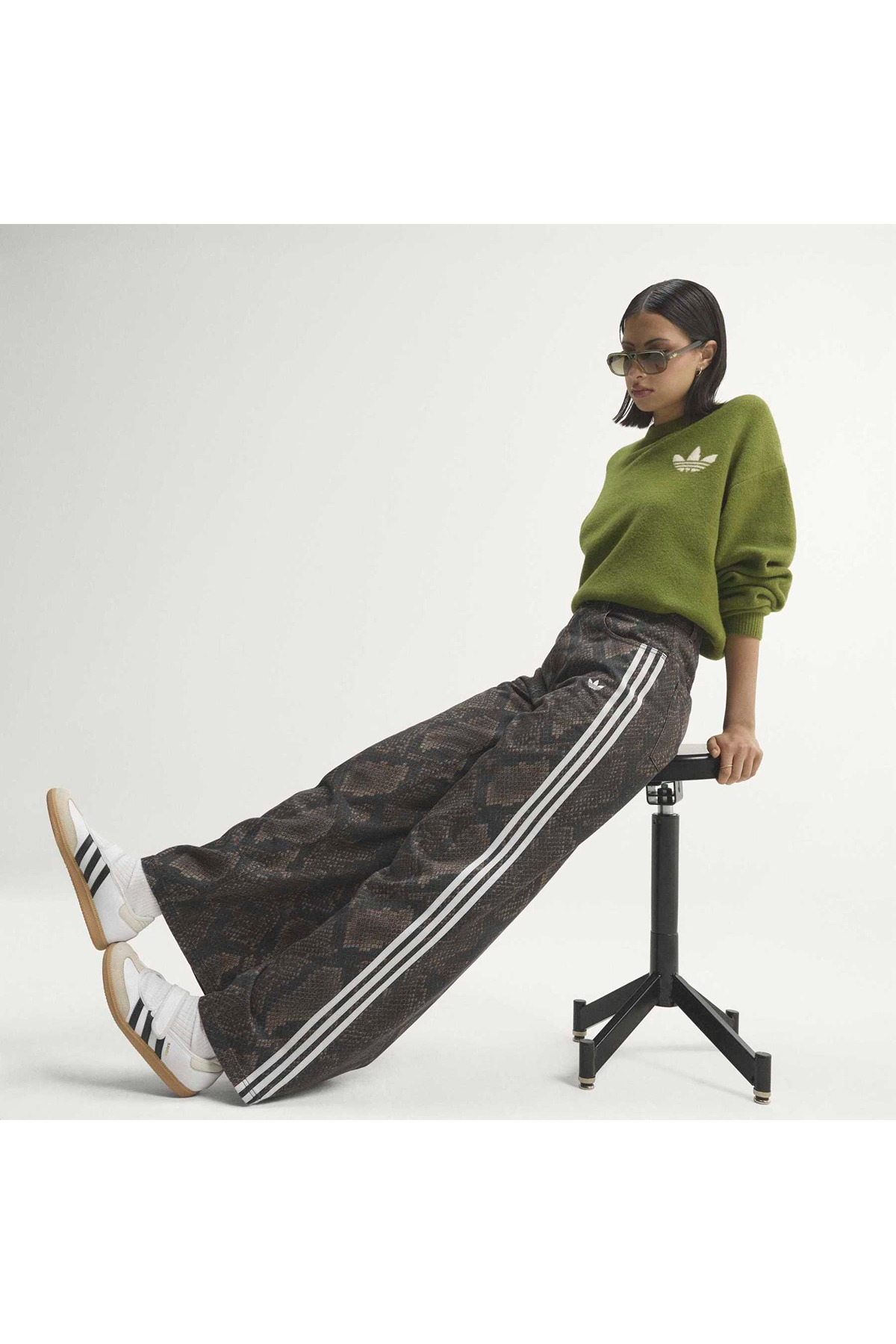 adidas Kadın Eşofman Altı SNAKE PRINT DENIM LOOSE PANTS KY0631