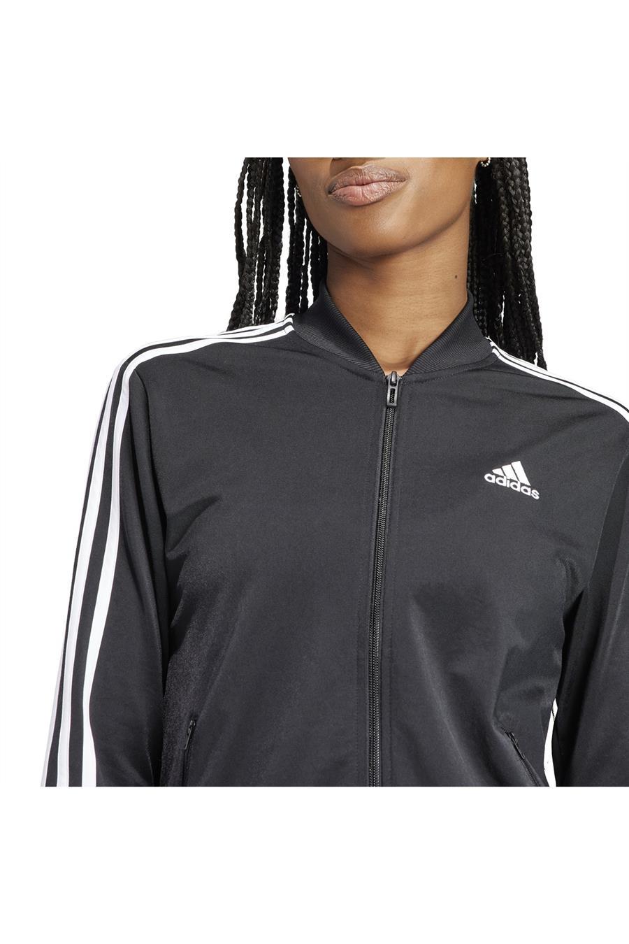 adidas-kadin-esofman-ij8781-aedaac.jpg