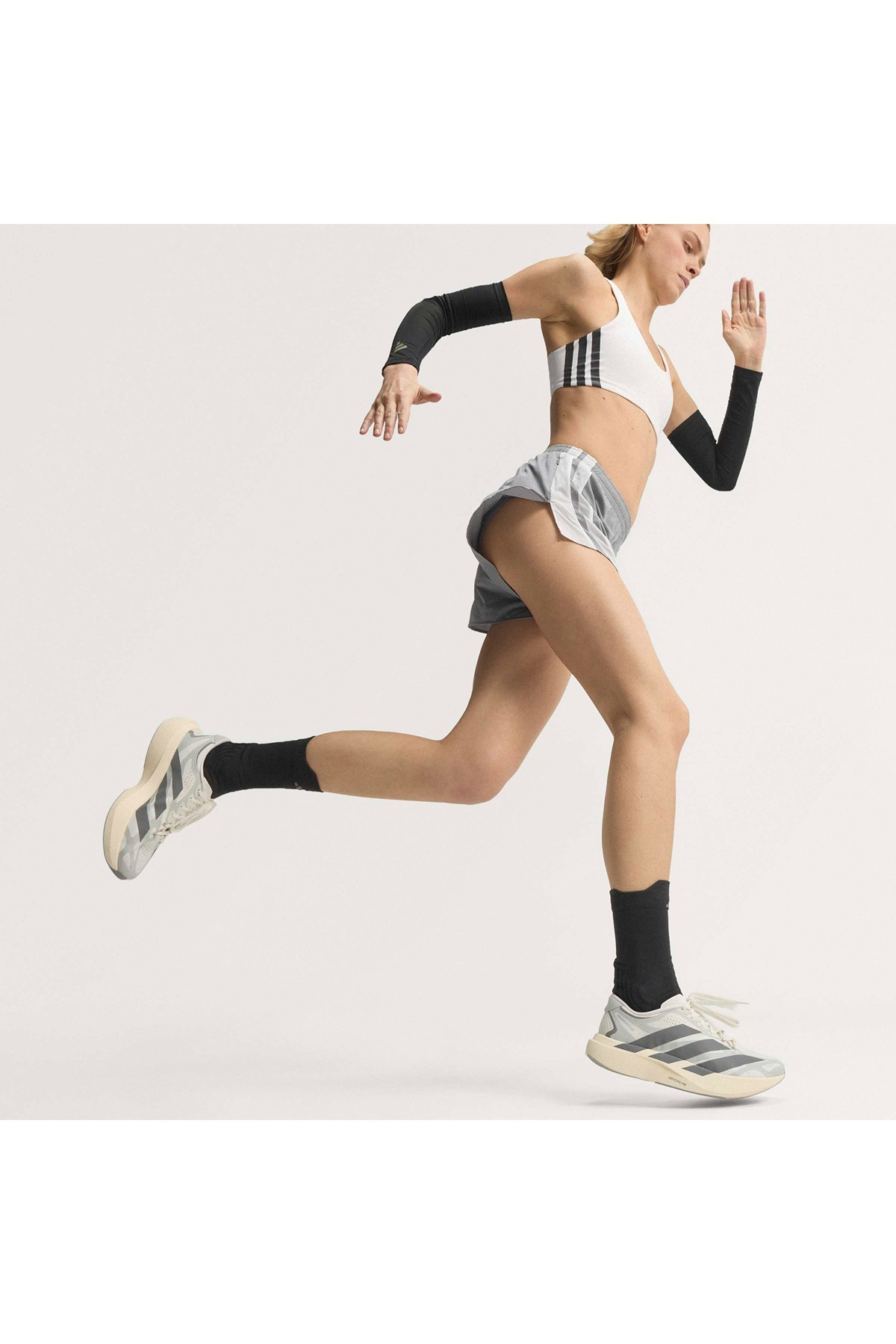 adidas Kadın Koşu Ayakkabısı ADIZERO EVO SL EXO W KJ0440