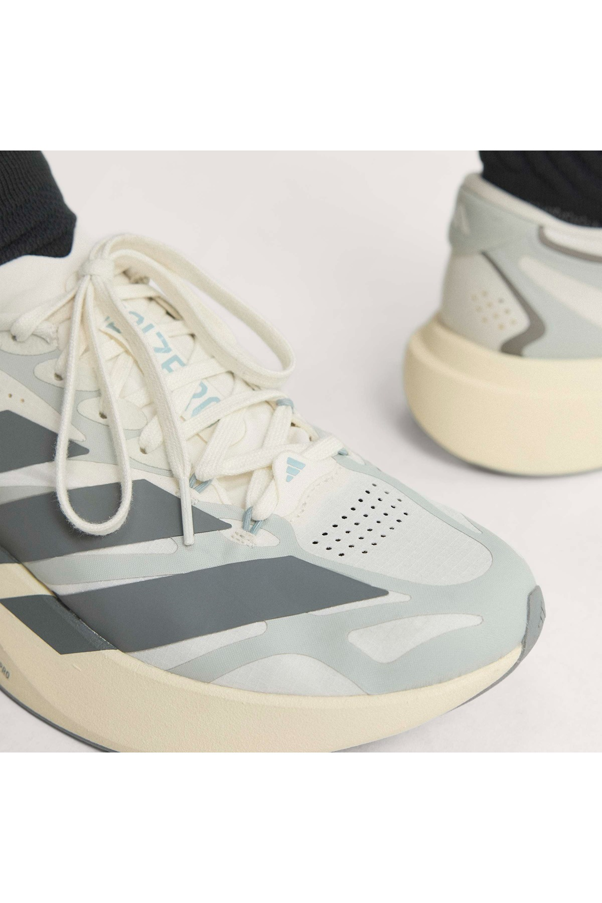adidas Kadın Koşu Ayakkabısı ADIZERO EVO SL EXO W KJ0440