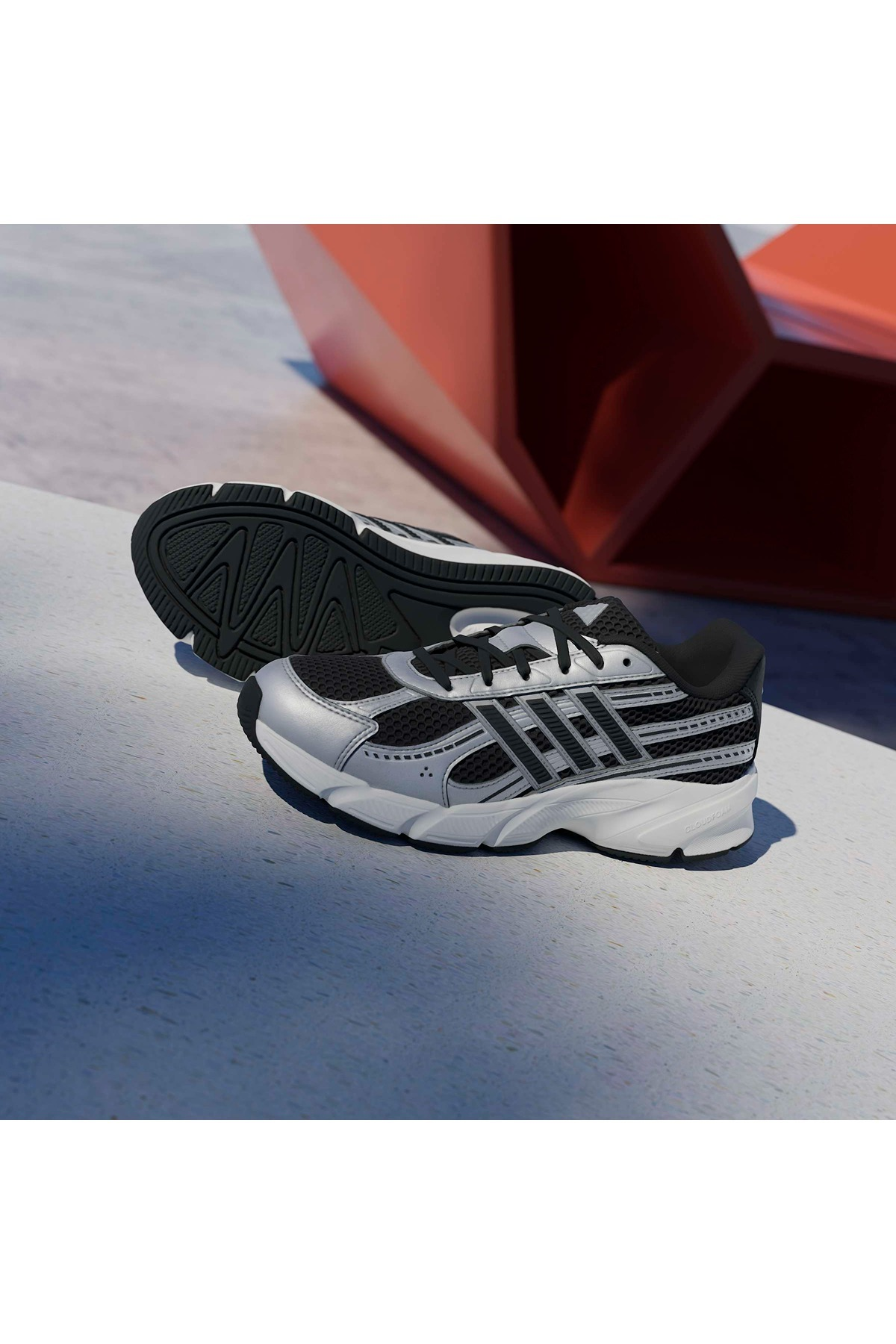 adidas Kadın Koşu Ayakkabısı TECHNOCHAOS 2000 JR7228