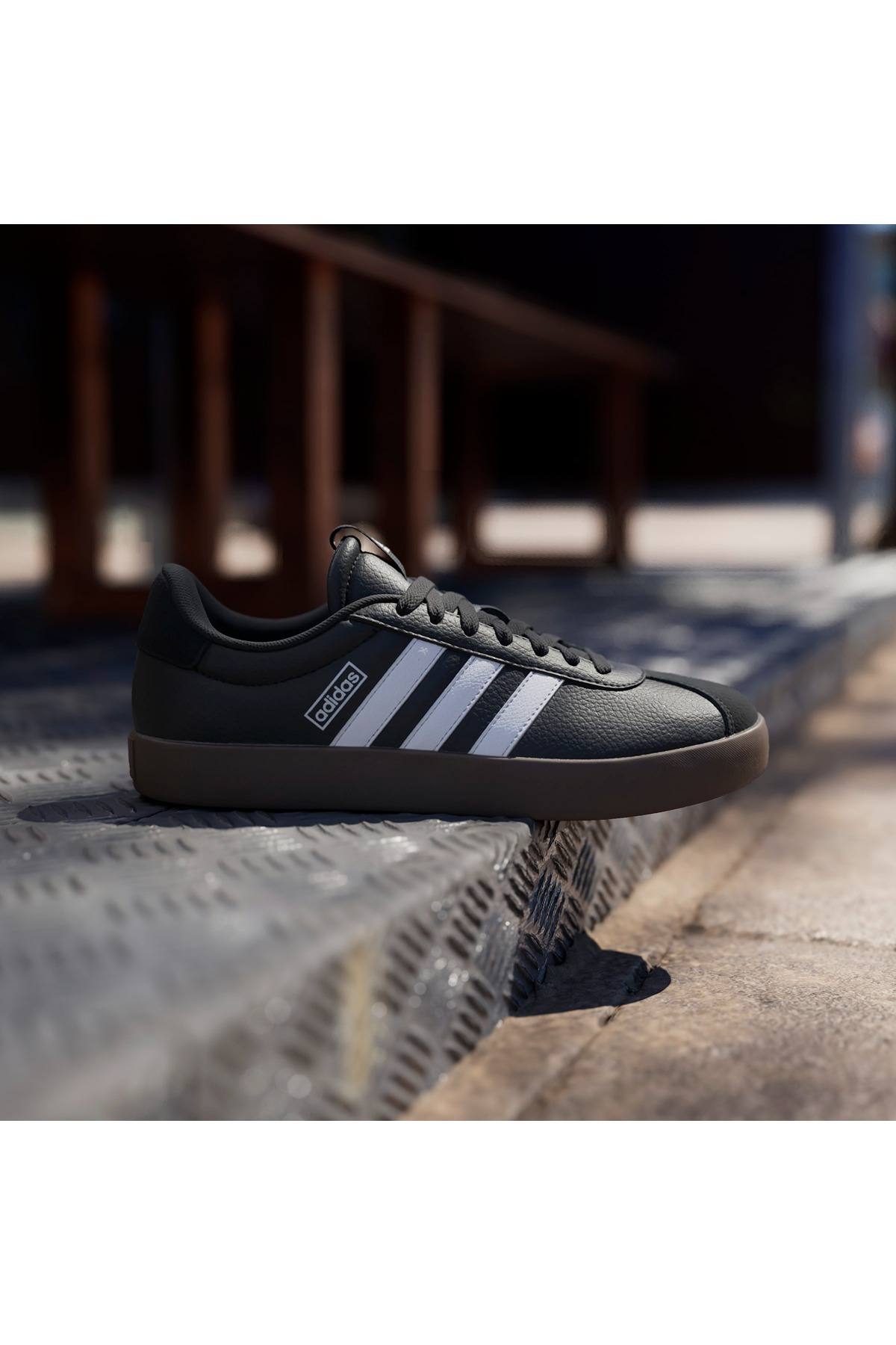 adidas  Kadın Siyah  Yürüyüş Ayakkabısı VL COURT 3.0 ID8796