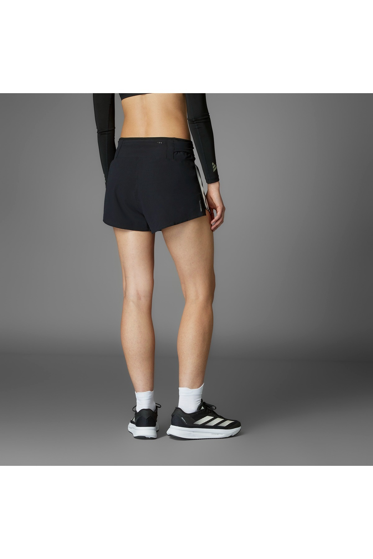 adidas  Kadın  Şort ADIZERO GEL W JM3648