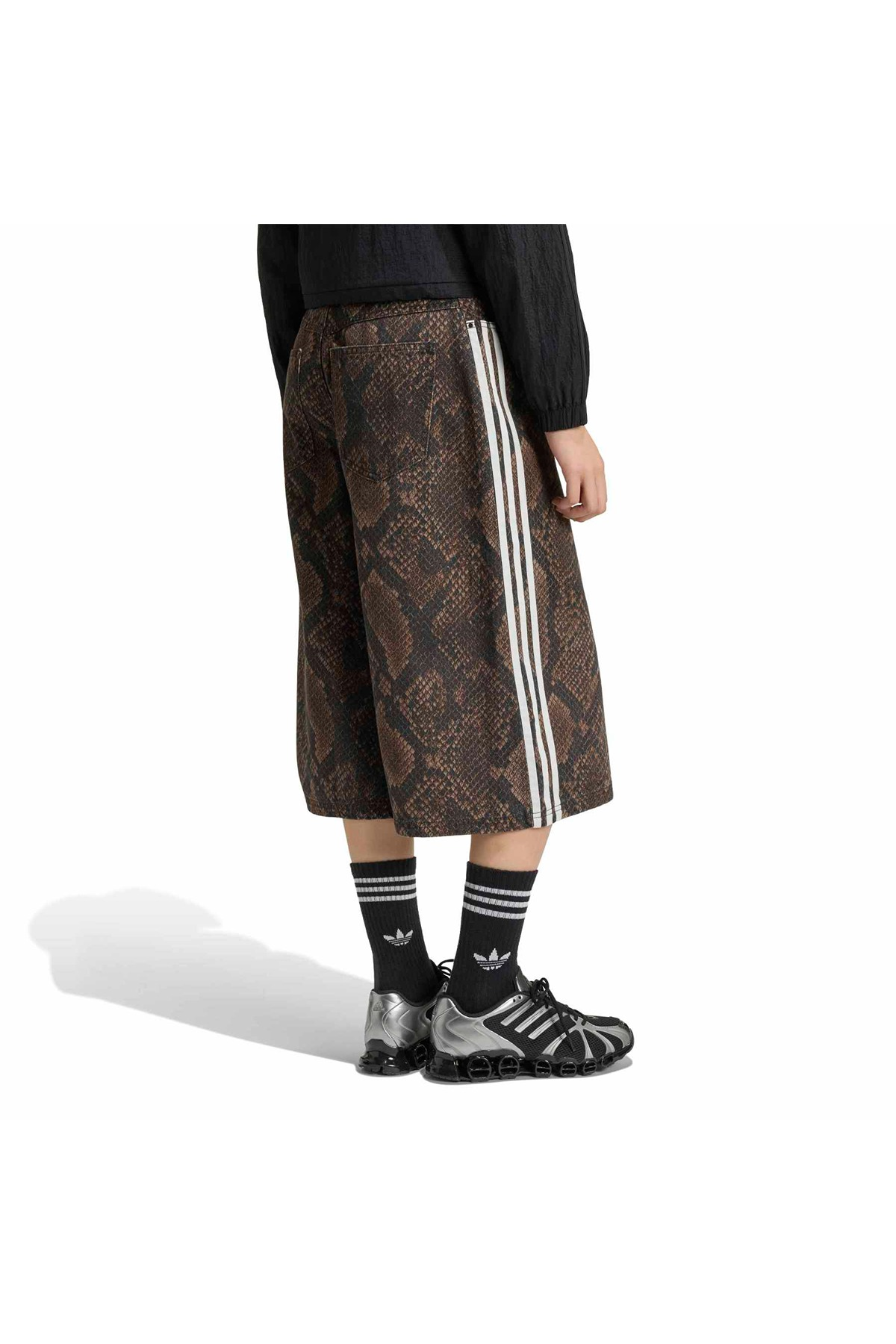 adidas Kadın Şort SNAKE PRINT DENIM BERMUDA SHORTS KX1900