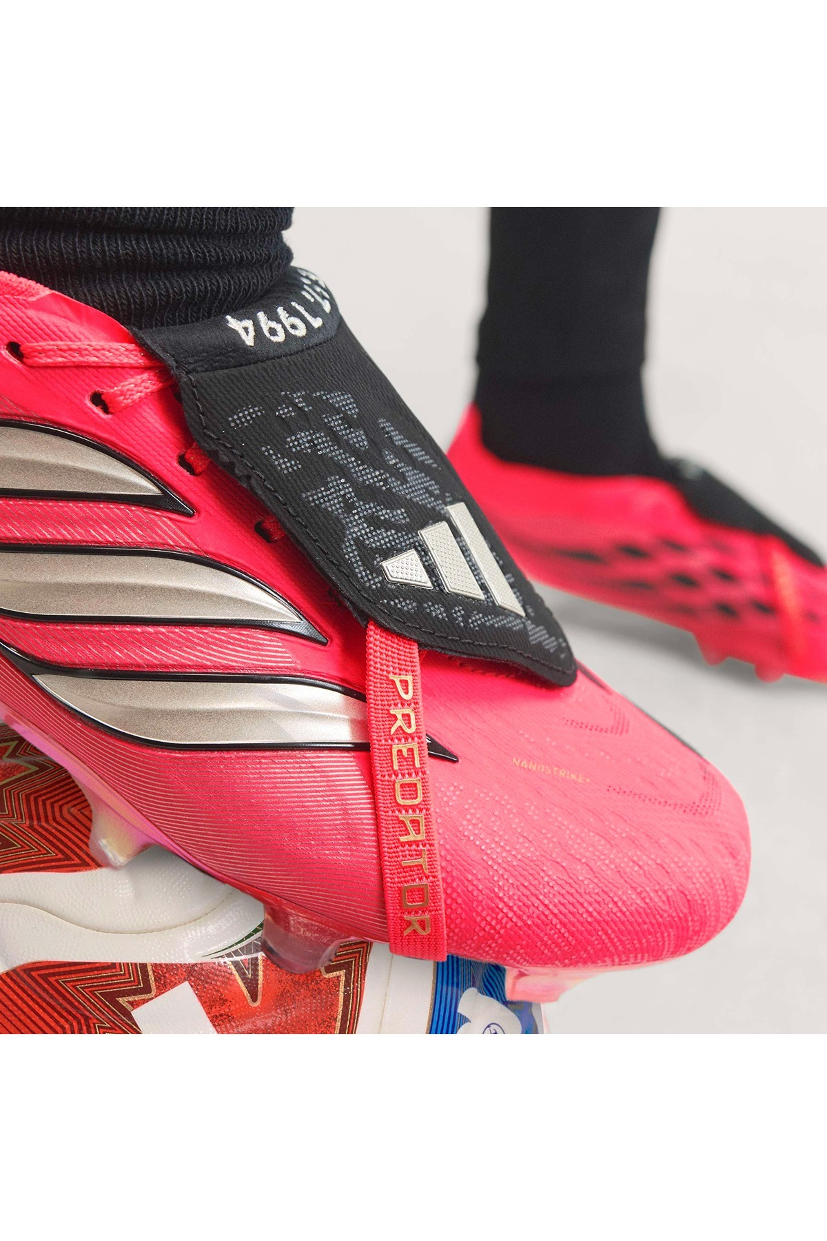 adidas  Krampon PREDATOR ELITE FT FG JP6237