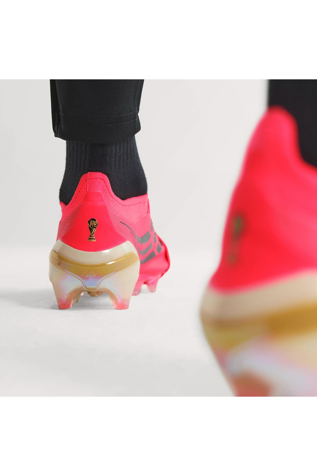 adidas  Krampon PREDATOR ELITE FT FG JP6237