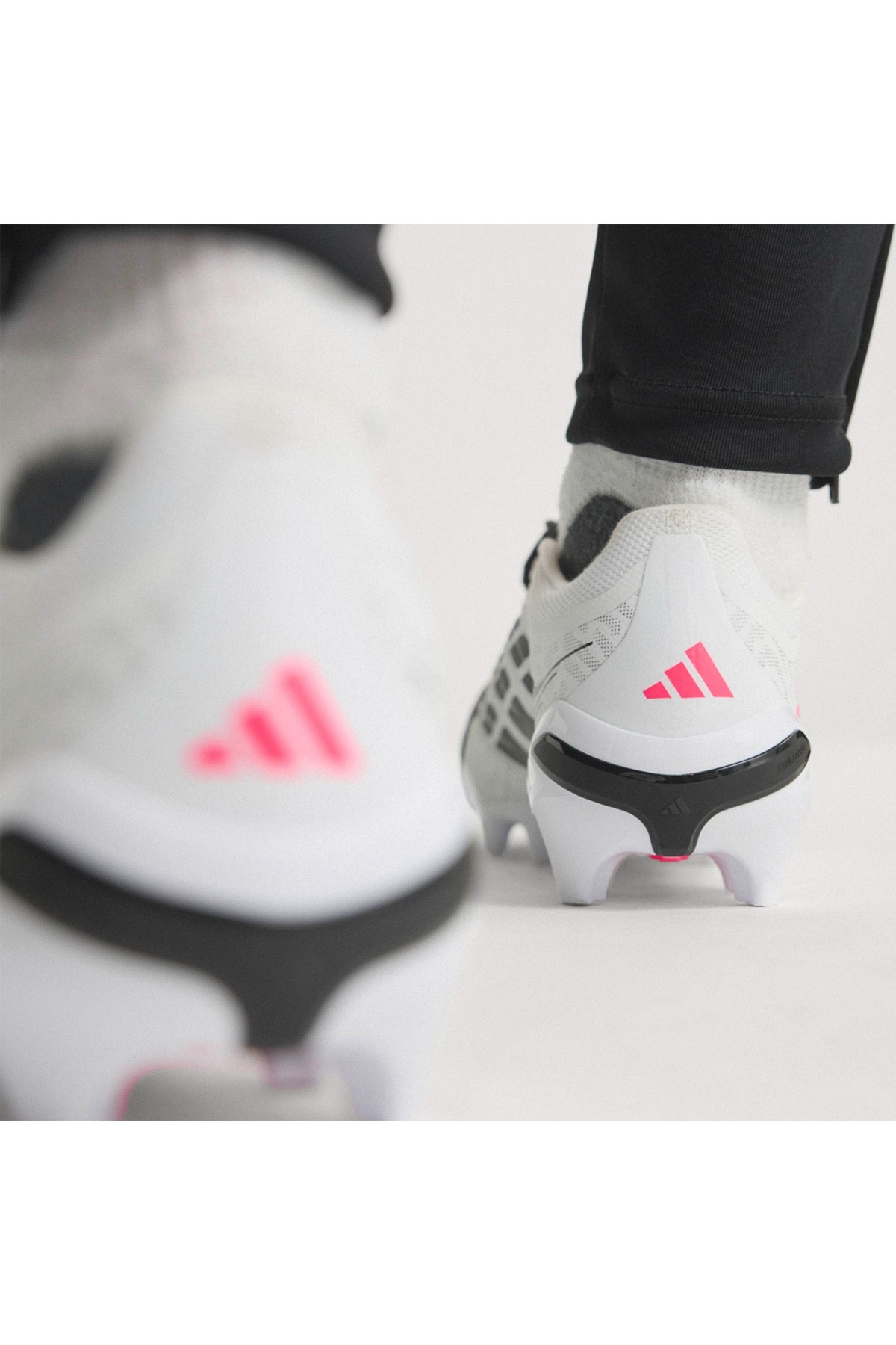 adidas  Krampon PREDATOR LEAGUE FT FG JP6278