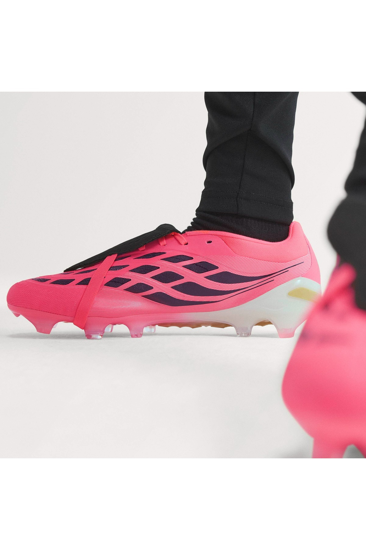 adidas  Krampon PREDATOR PRO FT FG HQ0015
