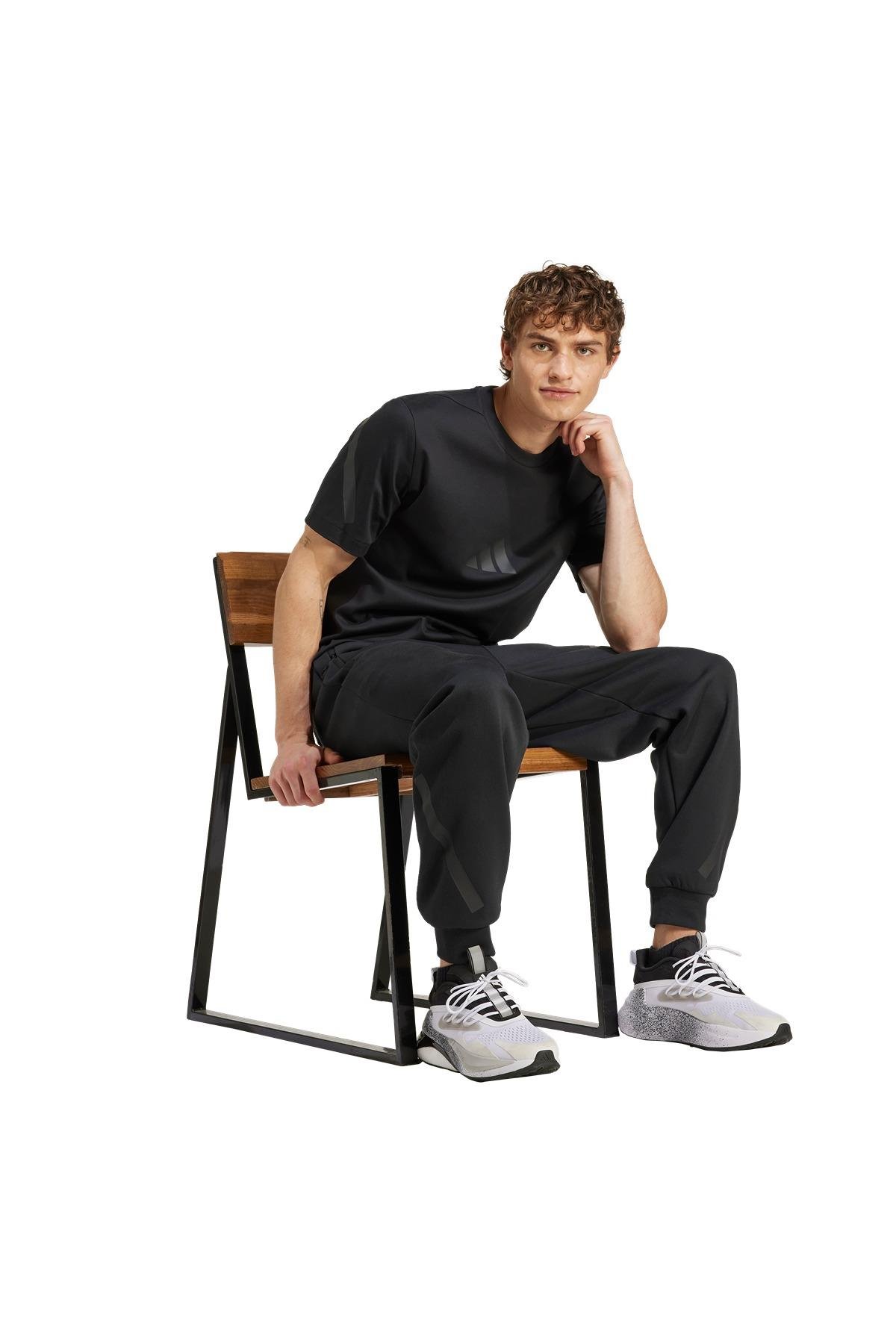 adidas M Z.N.E. TEE Erkek   T-shirt JE3069