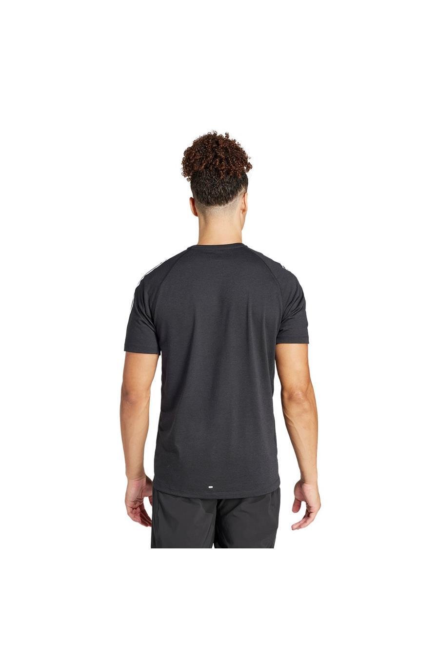 adidas-otr-e-3s-tee-erkek-t-shirt-iq38-39ac-4.jpg