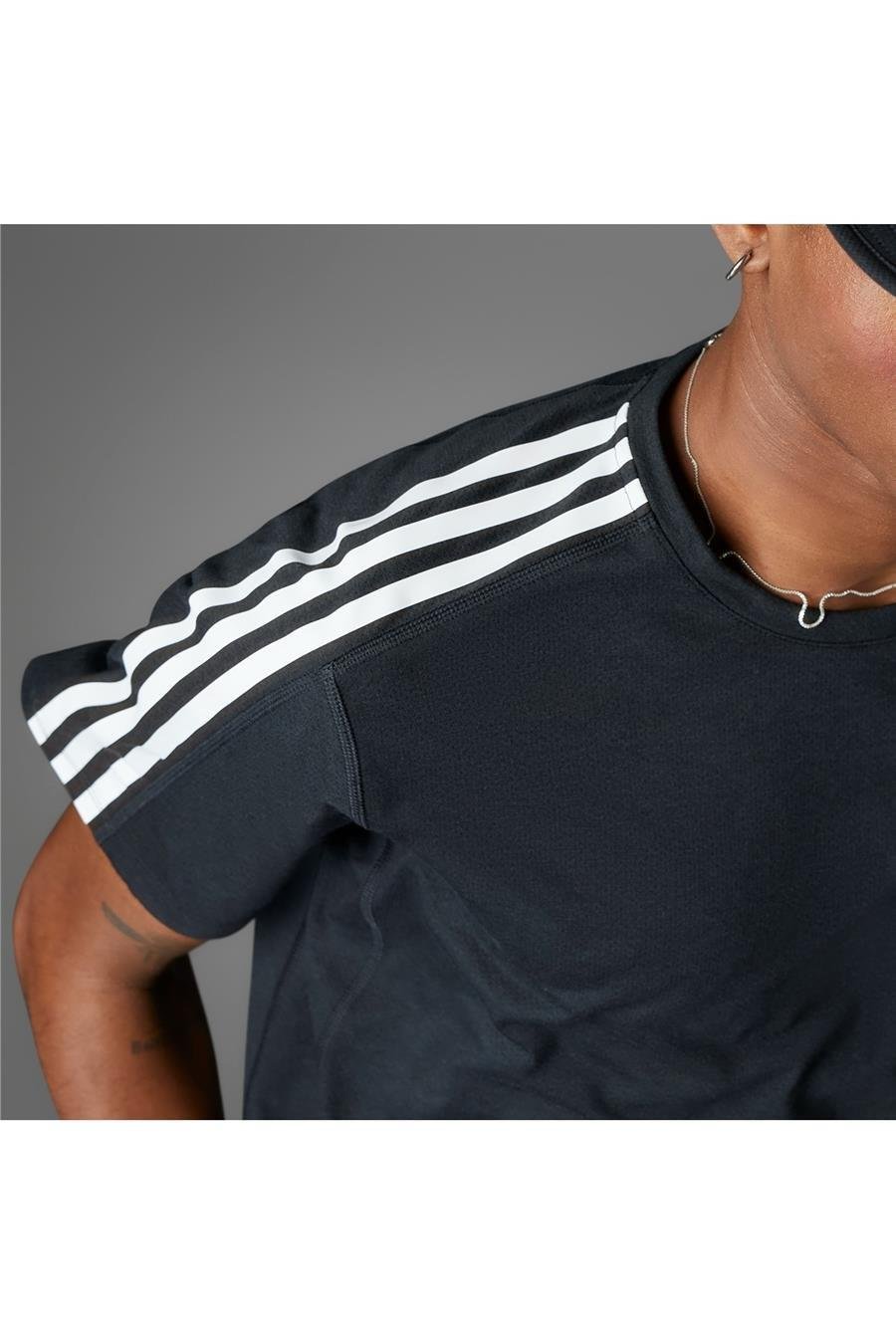 adidas-otr-e-3s-tee-erkek-t-shirt-iq38-76-c99.jpg
