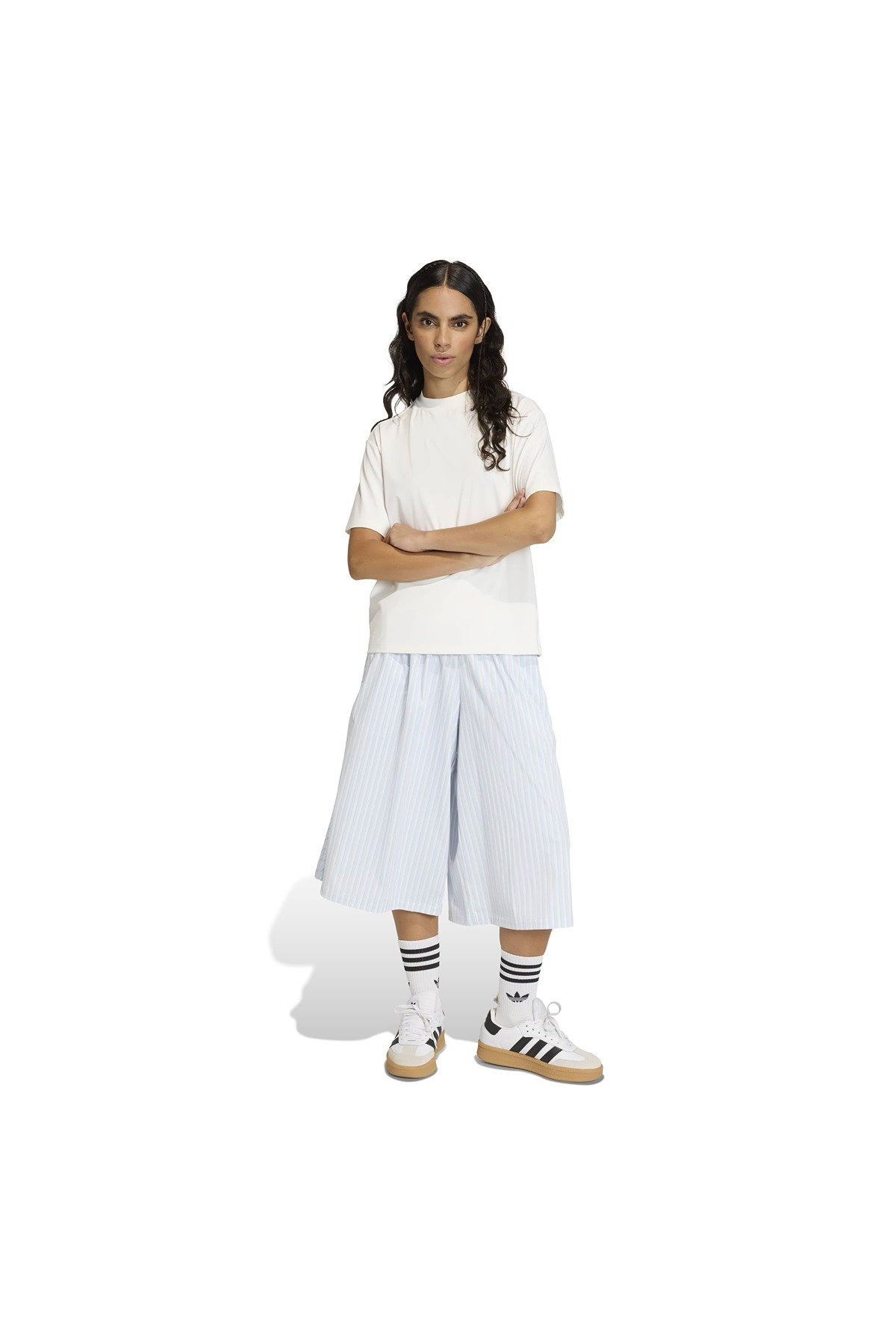 adidas P ESS T Kadın  Beyaz  T-shirt KC8856