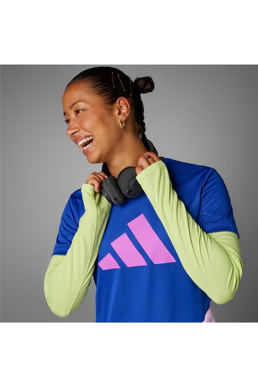 adidas-run-it-tee-kadin-t-shirt-iw8445--9384-.jpg