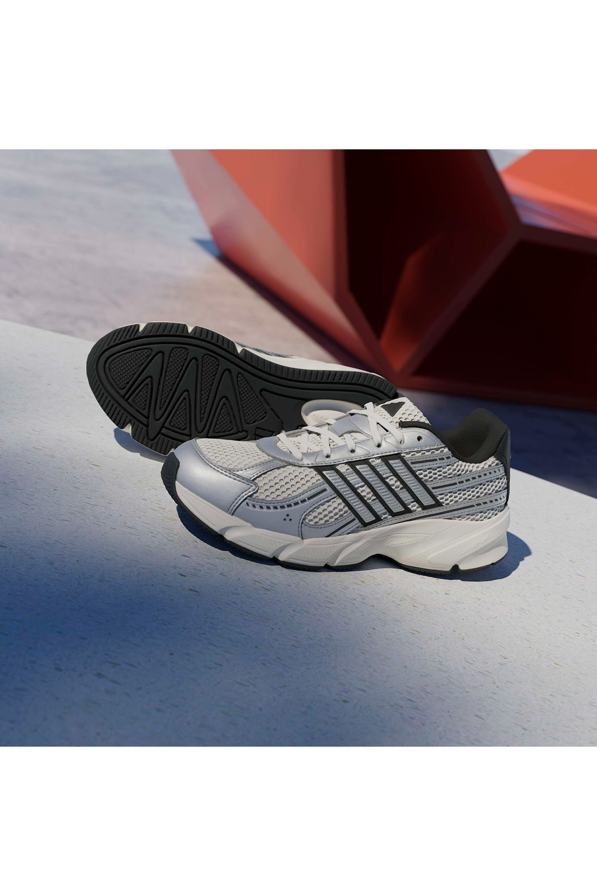 adidas TECHNOCHAOS 2000 Beyaz Kadın   Sneaker HQ7289