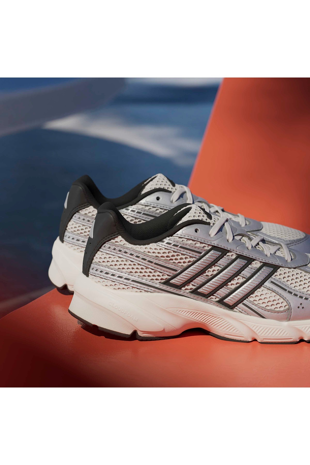 adidas TECHNOCHAOS 2000 Beyaz Kadın   Sneaker HQ7289