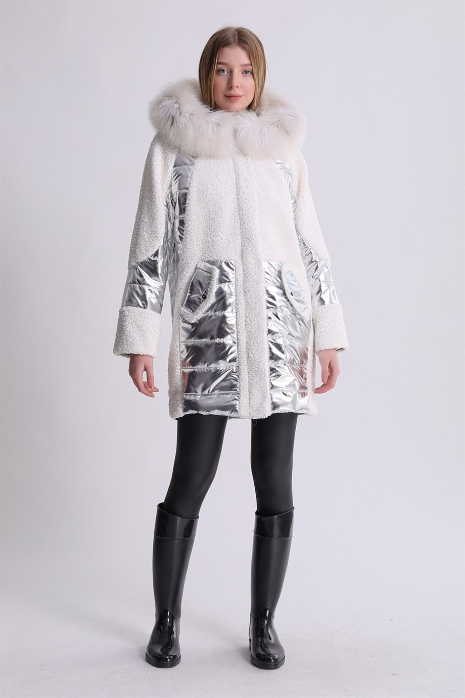 Beyaz Glam Tilki Aksesuarlı Puffer Kaban