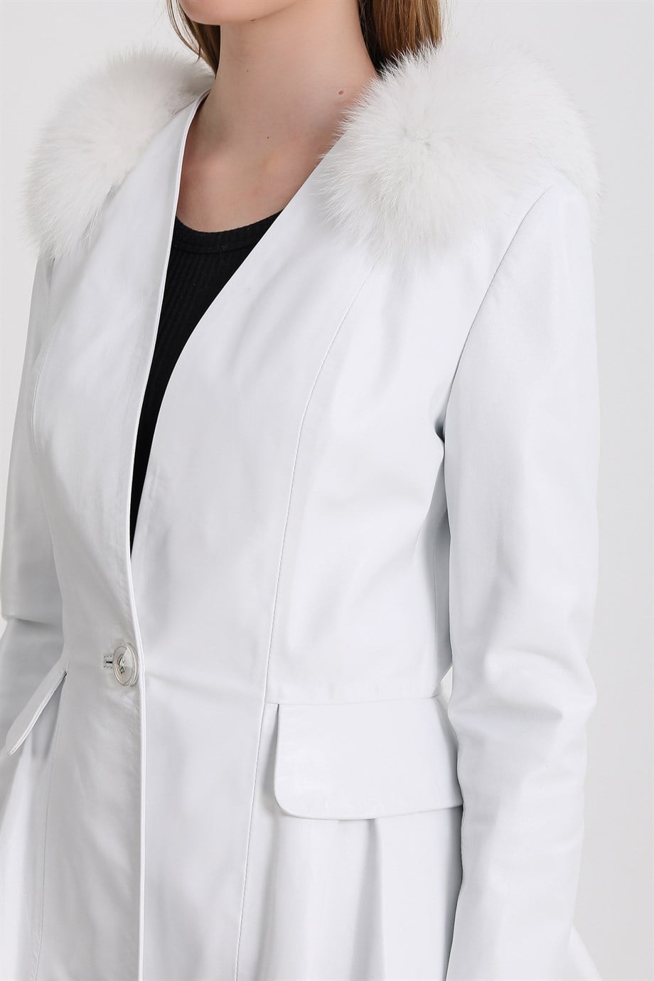 Beyaz Tilki Kürk Aksesuarlı Blazer Deri CeketCeket