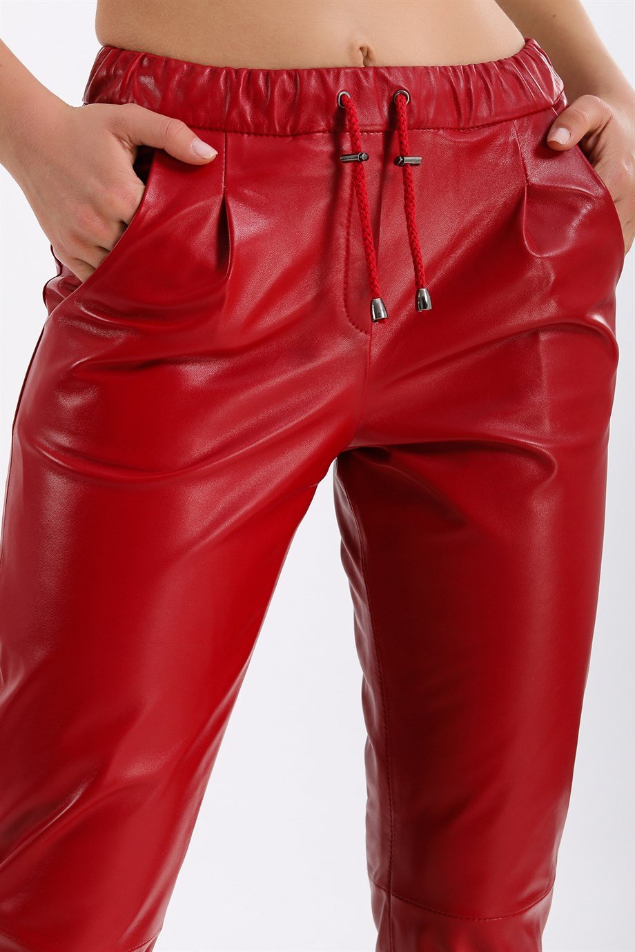 Kırmızı Comfort Fit Deri PantolonPantolon