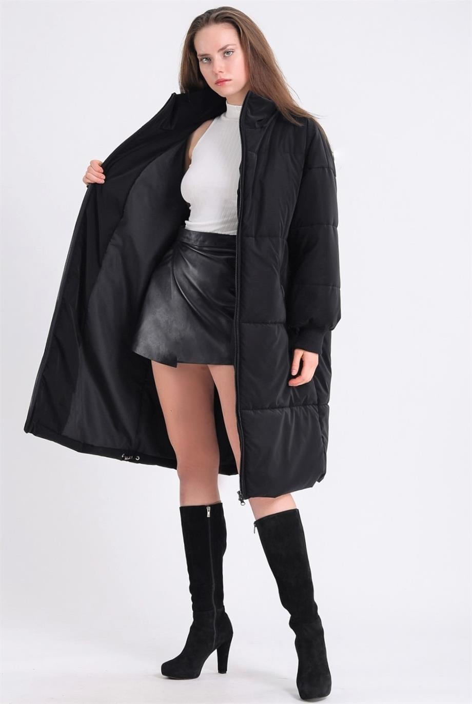 Siyah Matte Kaz Tüyü Şişme Puffer MontMont