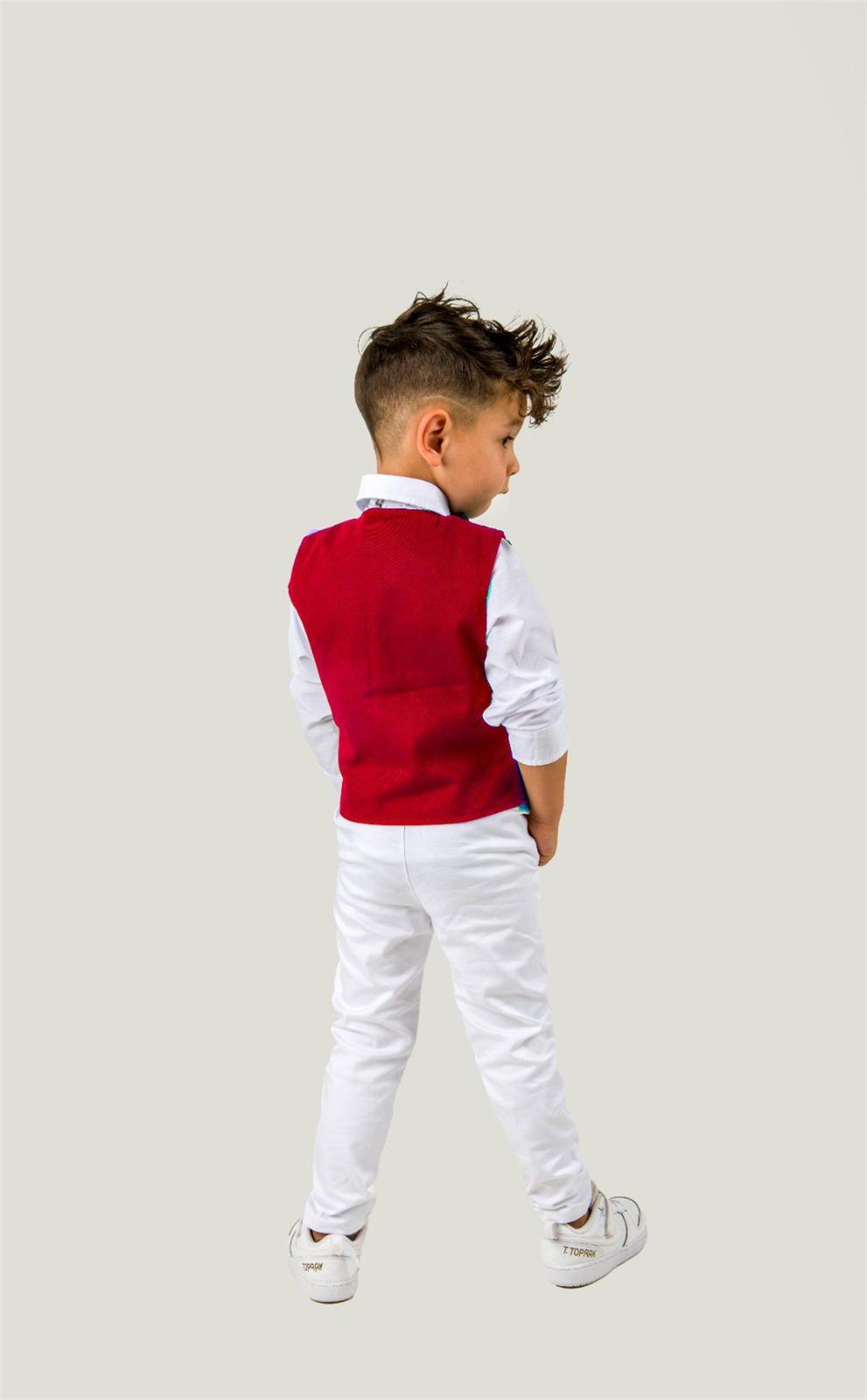Erkek Çocuk Kırmızı Yelekli Takım-Erkek Çocuk Alt Üst Takım-Bebegimindolabinda.com
