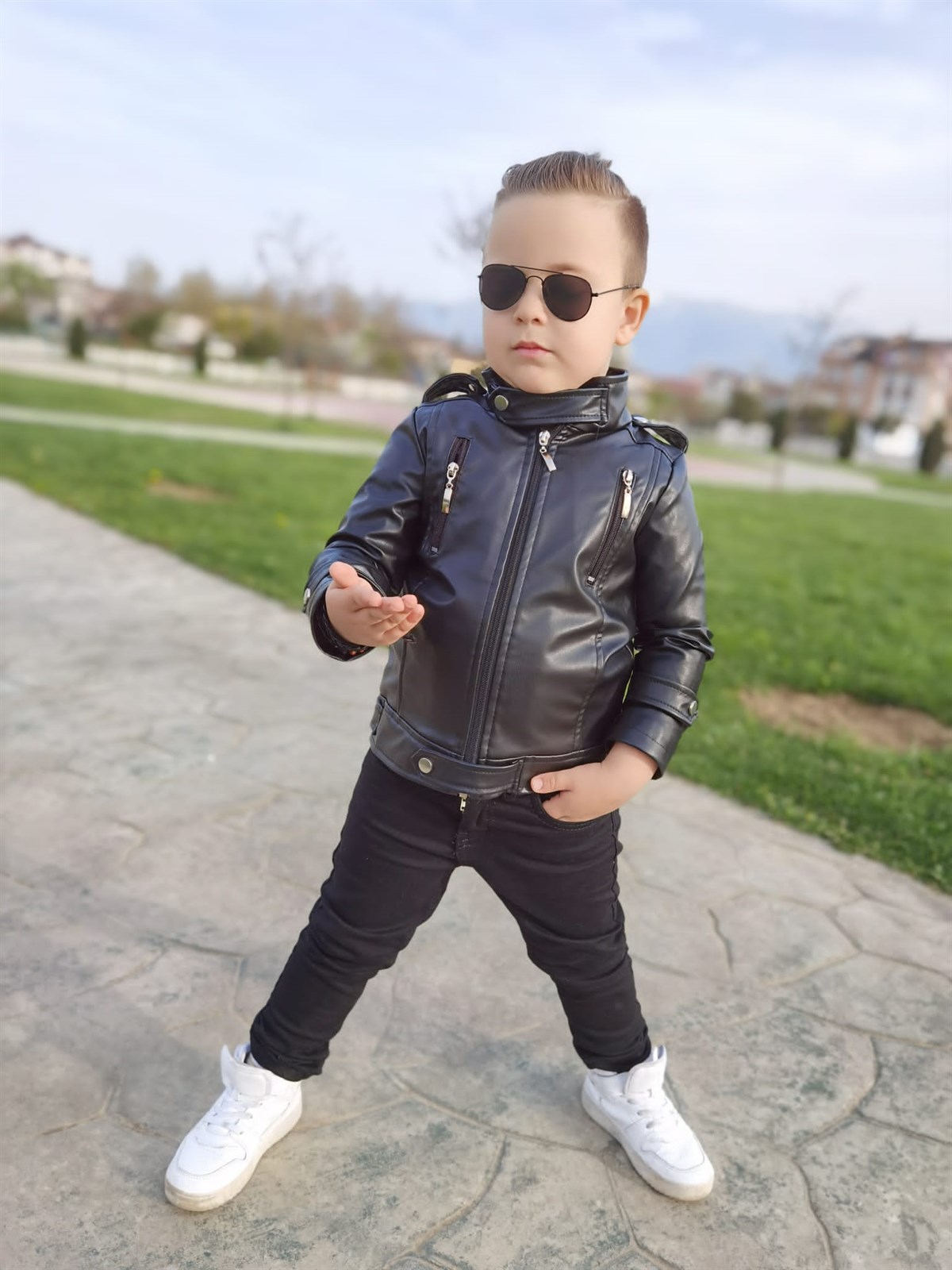 Erkek Çocuk Siyah Deri Ceketli Takım-Erkek Çocuk Alt Üst Takım-Bebegimindolabinda.com