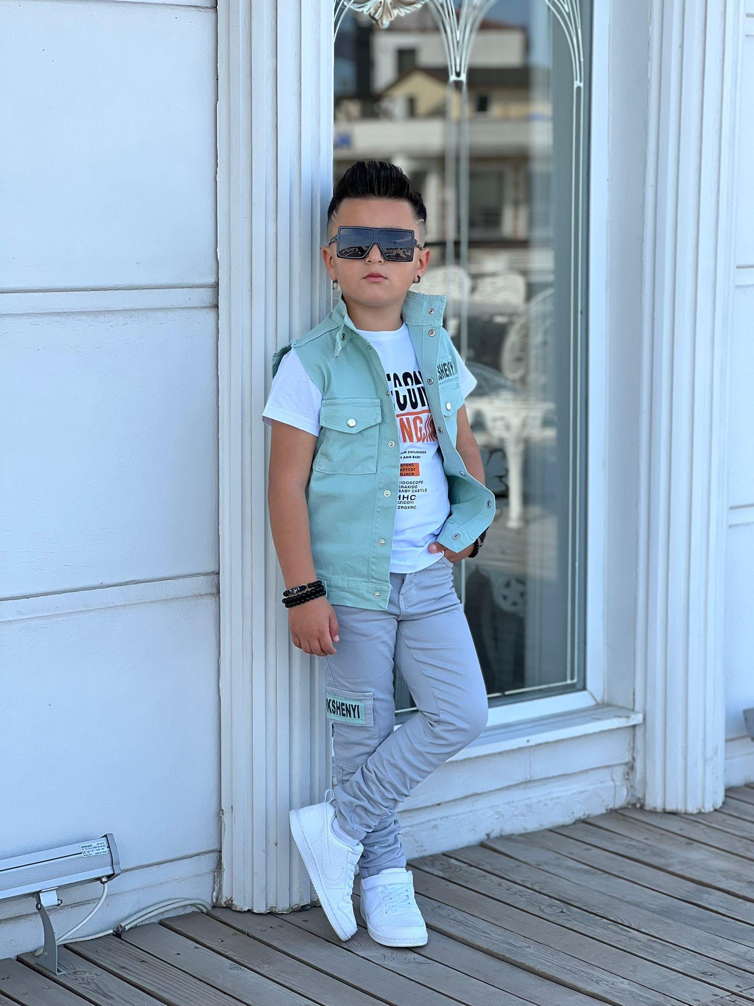 Erkek Çocuk Tasarım Thisirtlü Kot Yelekli Takım Yeşil-Erkek Çocuk Alt Üst Takım-Bebegimindolabinda.com