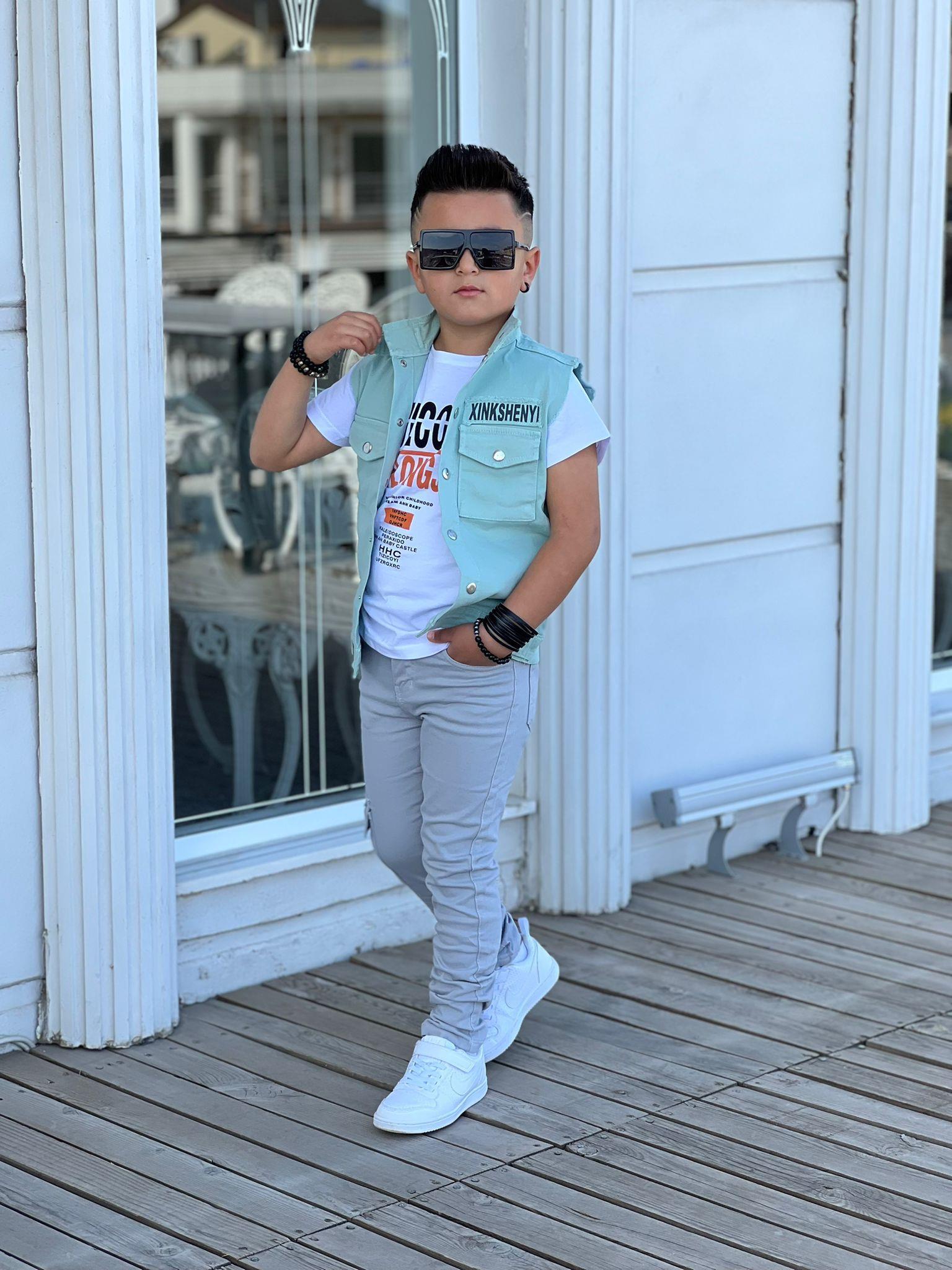 Erkek Çocuk Tasarım Thisirtlü Kot Yelekli Takım Yeşil-Erkek Çocuk Alt Üst Takım-Bebegimindolabinda.com