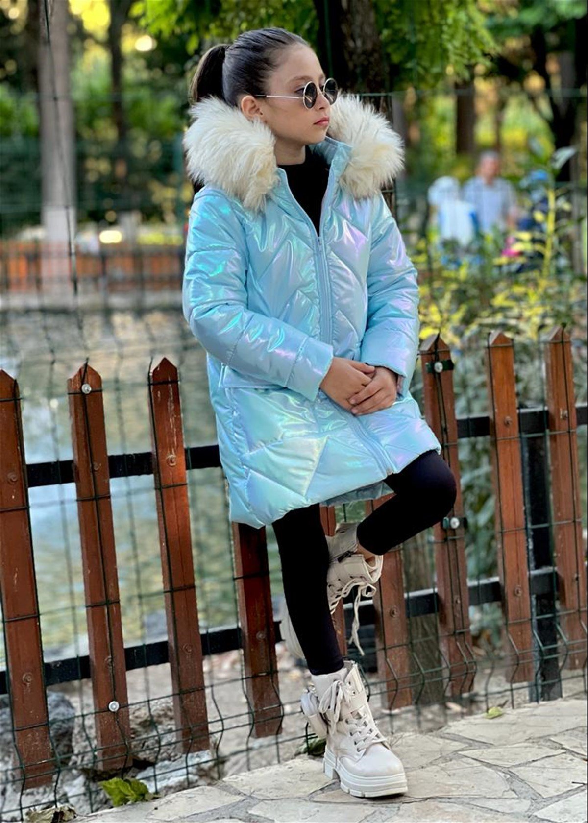 Kız Çocuk Parlak Kumaş Tarz Mont Mavi-Kız Çocuk Mont-Bebegimindolabinda.com