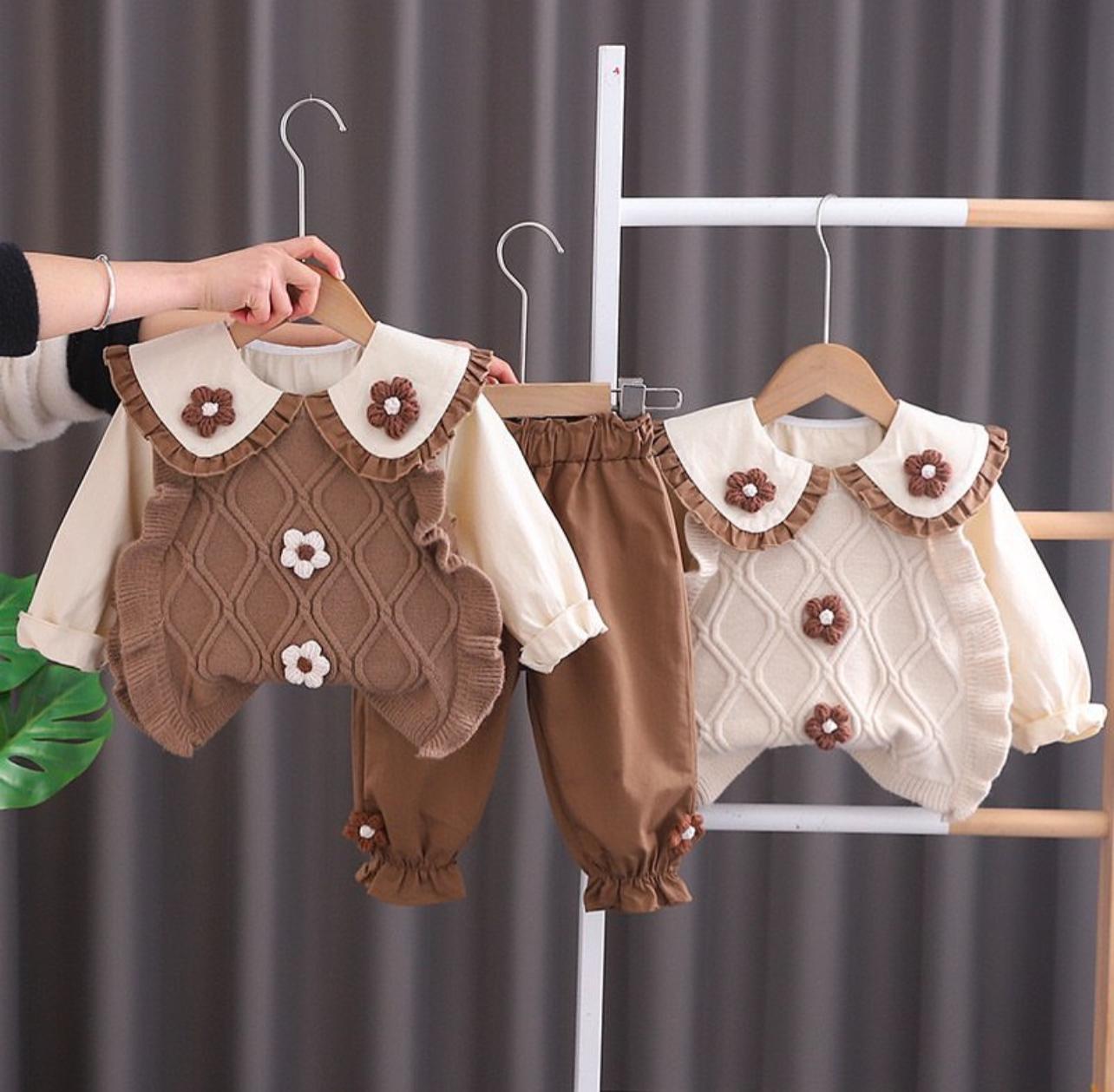 Kız Çocuk Poplin Gömlekli Triko Sweter Takım Krem-Kız Çocuk Alt Üst Takım-Bebegimindolabinda.com