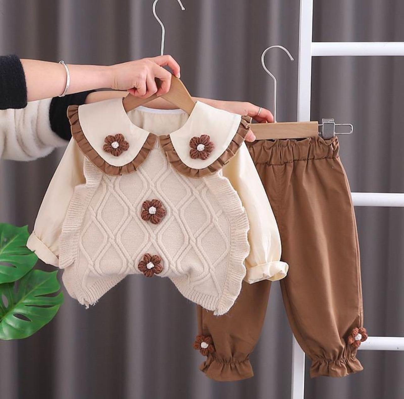 Kız Çocuk Poplin Gömlekli Triko Sweter Takım Krem-Kız Çocuk Alt Üst Takım-Bebegimindolabinda.com